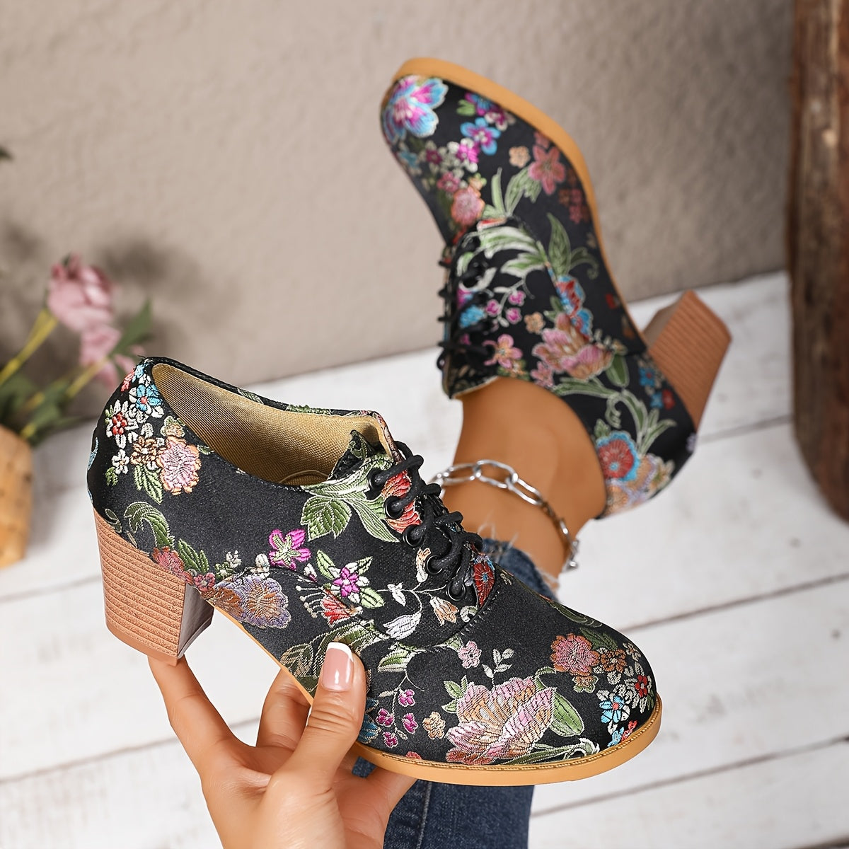 Ladies Ethnic Floral Embroidered Lace-Up Dance Shoes High Heels