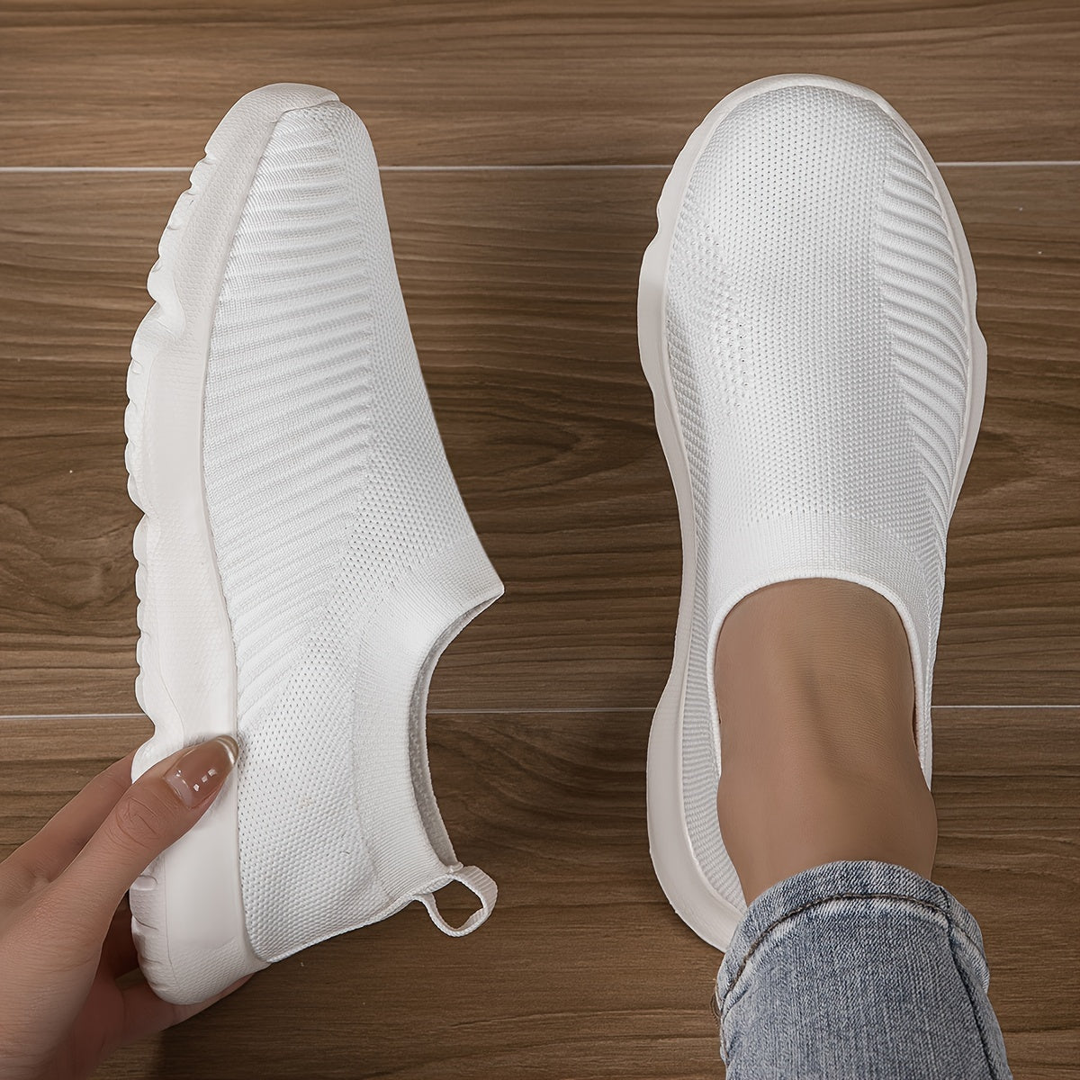 Women's Breathable Knit Slip-On Sneakers, Lightweight Low Top Trainers Plus Size