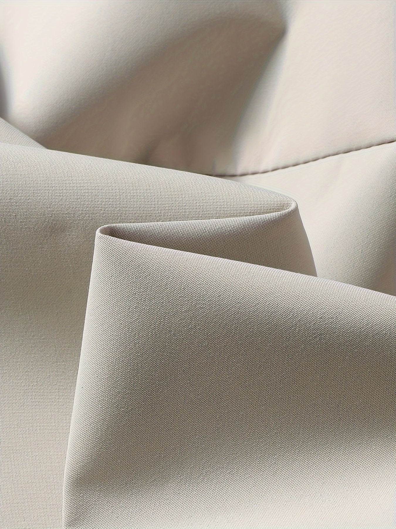 Men's Lightweight Polyester Windbreaker Hoodie with Zipper Pockets and Elastic Cuffs