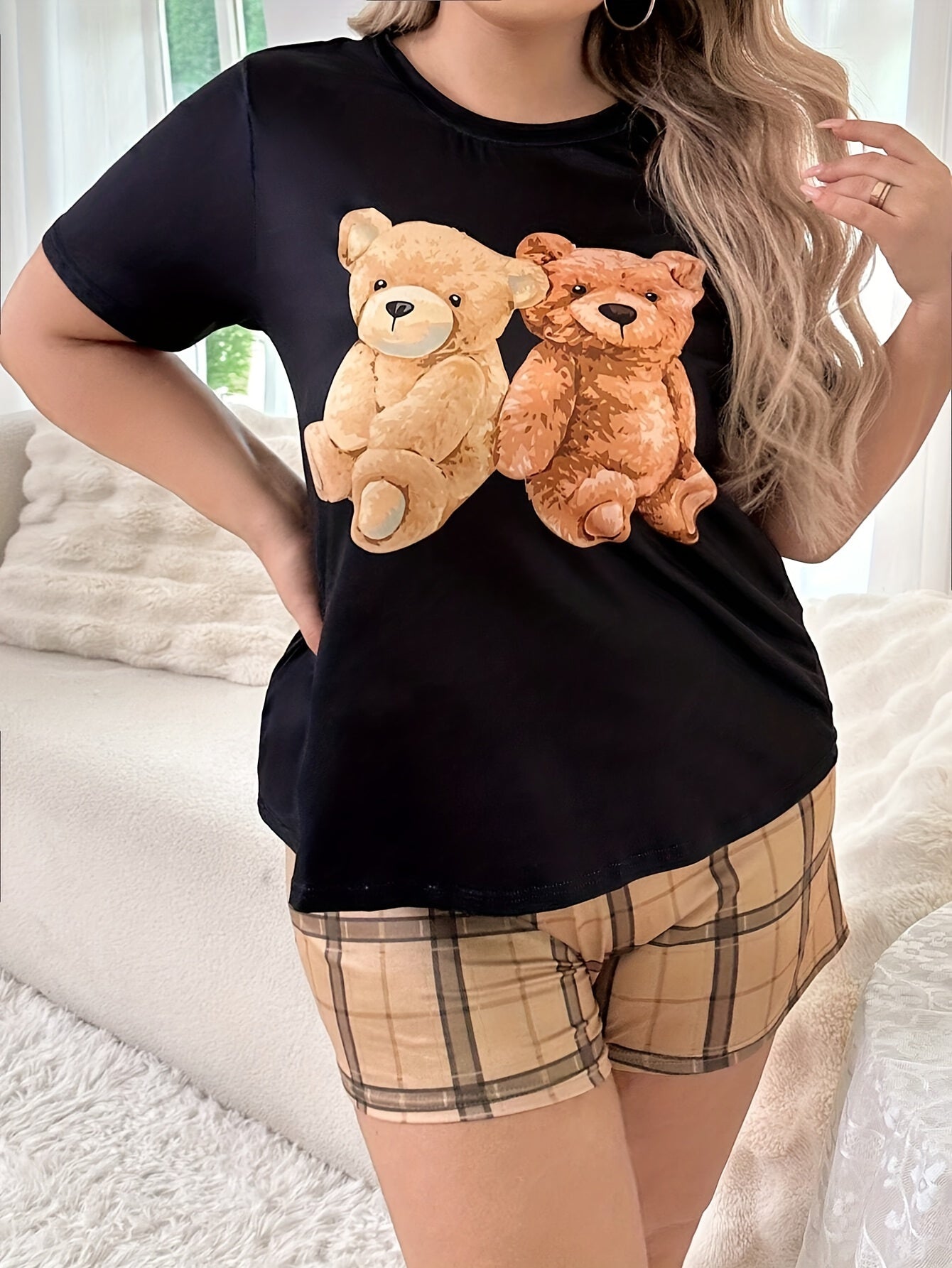 Шорты в крупную клетку с двойными медведями большого размера.