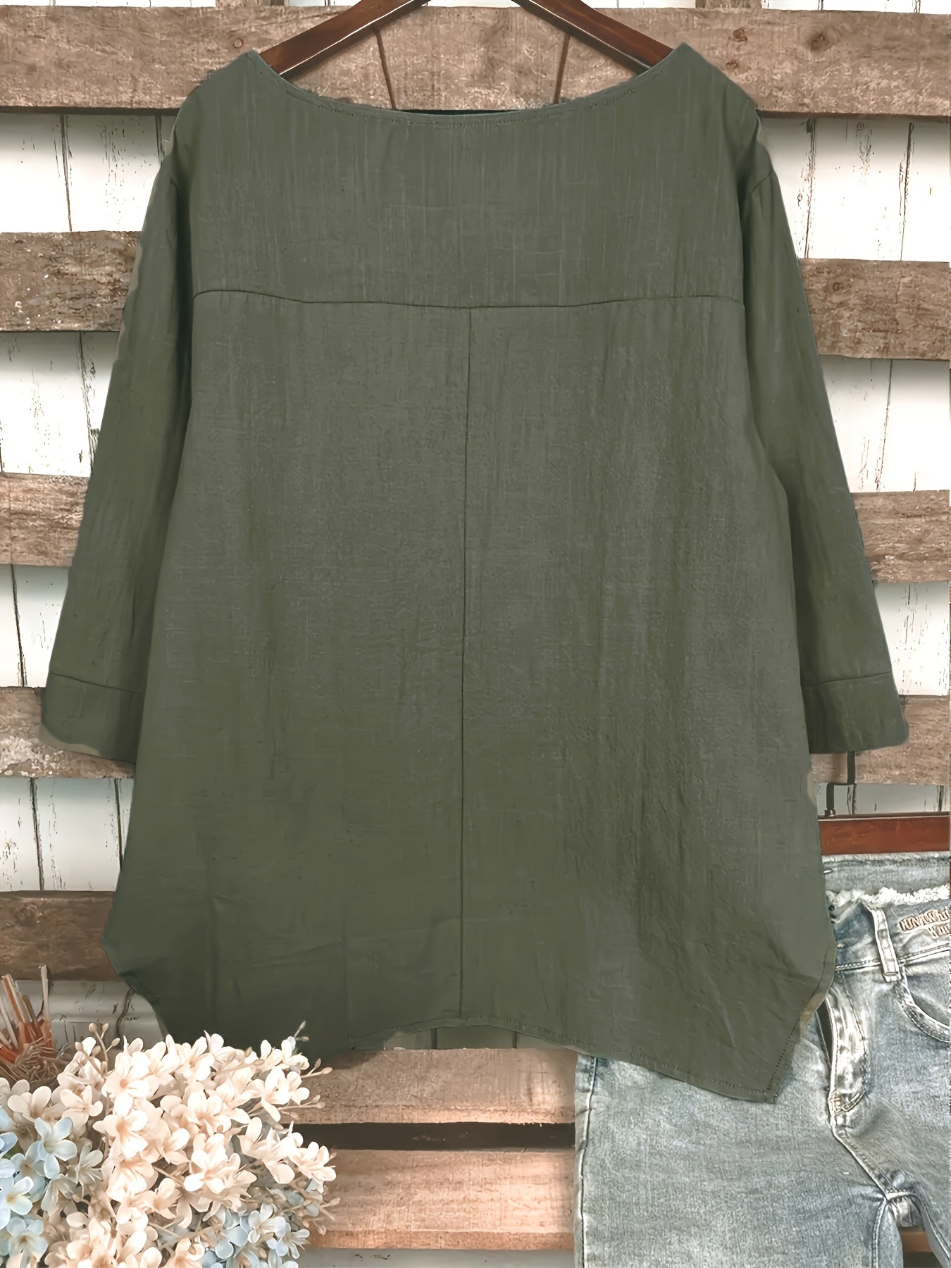 Katta o'lchamdagi asimmetrik qirralikdagi krujka bo'yinli bluzka - barcha mavsumlar uchun paxta aralashmasidan tayyorlangan tasodifiy ko'ylak