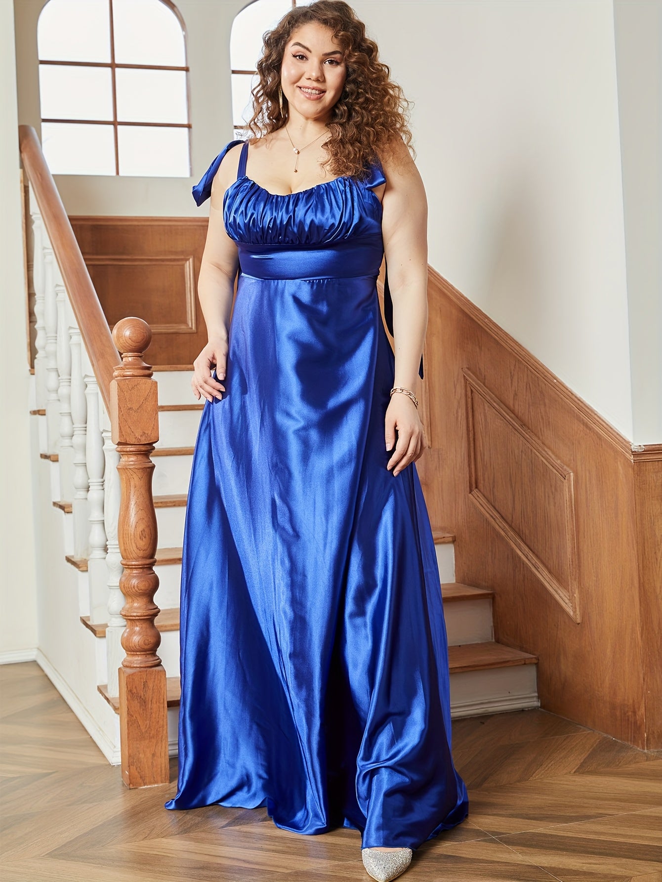 Women's Lace-Up Backless Bodycon Dress High-Waisted Elegant Black