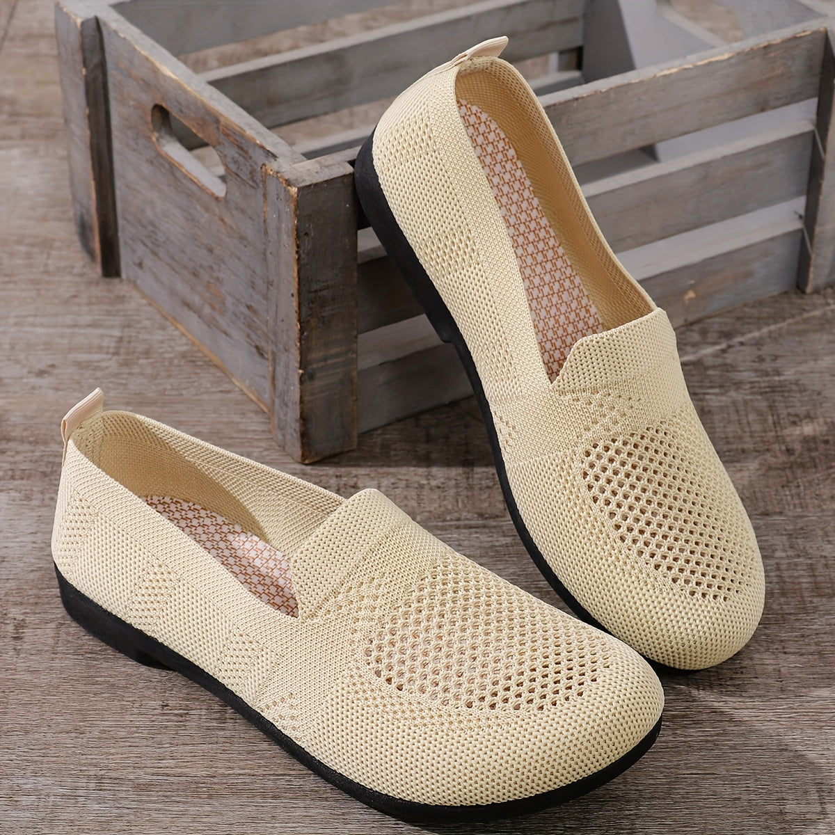 Women's Lightweight Slip-On Flats Breathable Knit Upper Casual Summer Wear
