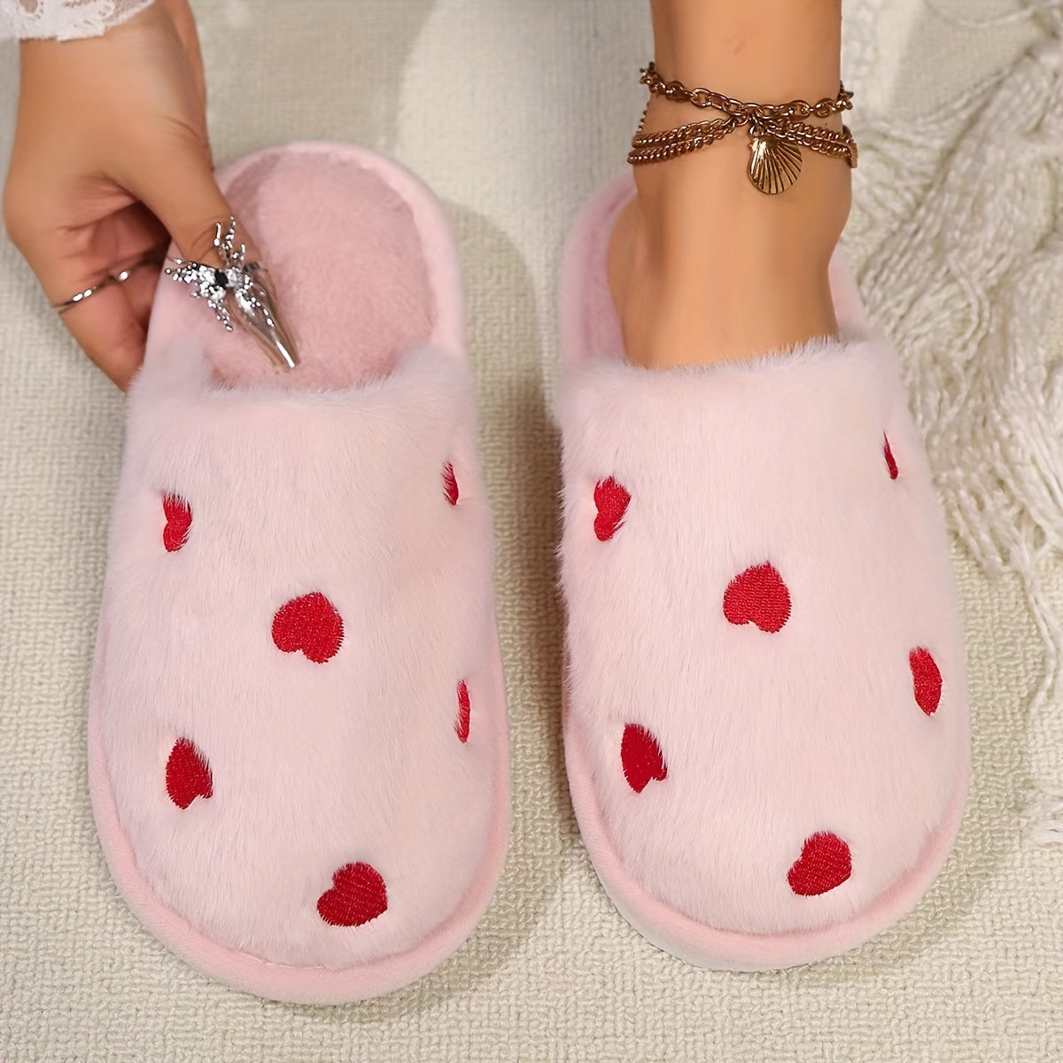 Women's Plush Indoor Slippers Thick Sole Comfortable Home Shoes