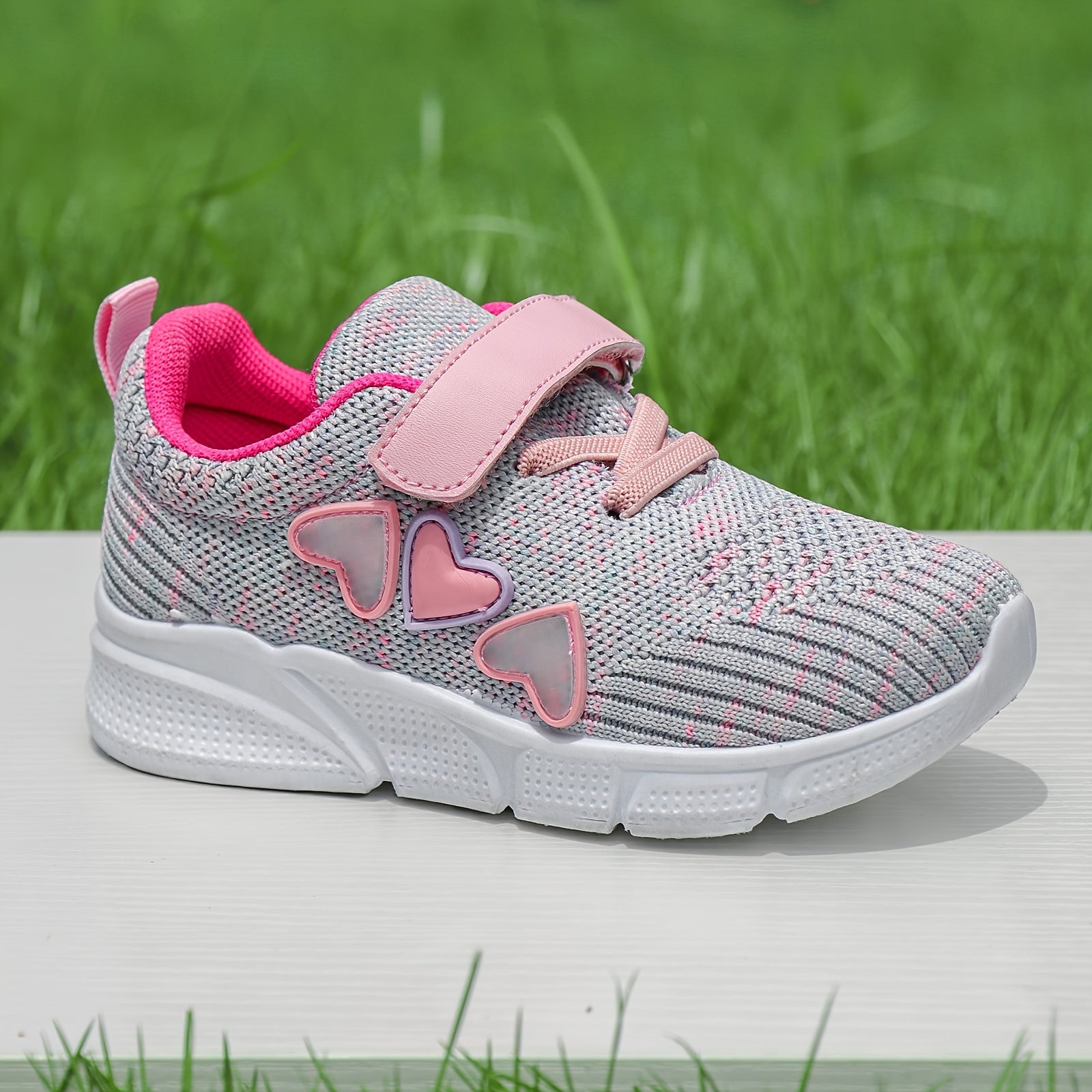 Kids' Pink Heart Athletic Sneakers for Girls and Boys Breathable Lightweight Non-Slip Rubber Sole