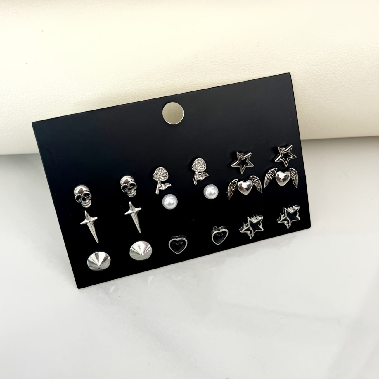 Vintage gotik sirg‘alar to‘plami 9 juft boshqalar qizil gul yulduz yurak qanot zink alloy zargarlik buyumlari