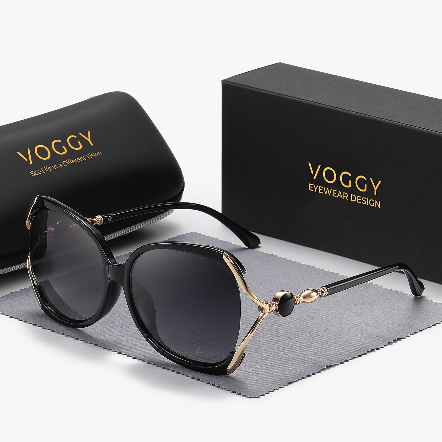 Retro Polarized Oversized Sunglasses for Men and Women Black Frame with Gold Accents UV400