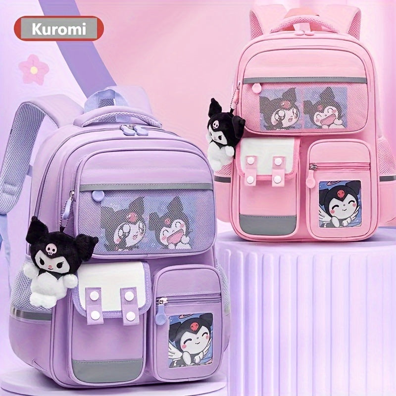 Sanrio Kuromi ruksak, sozlanadigan kamarlar, zip yopilishi va katta sig'imi bilan.