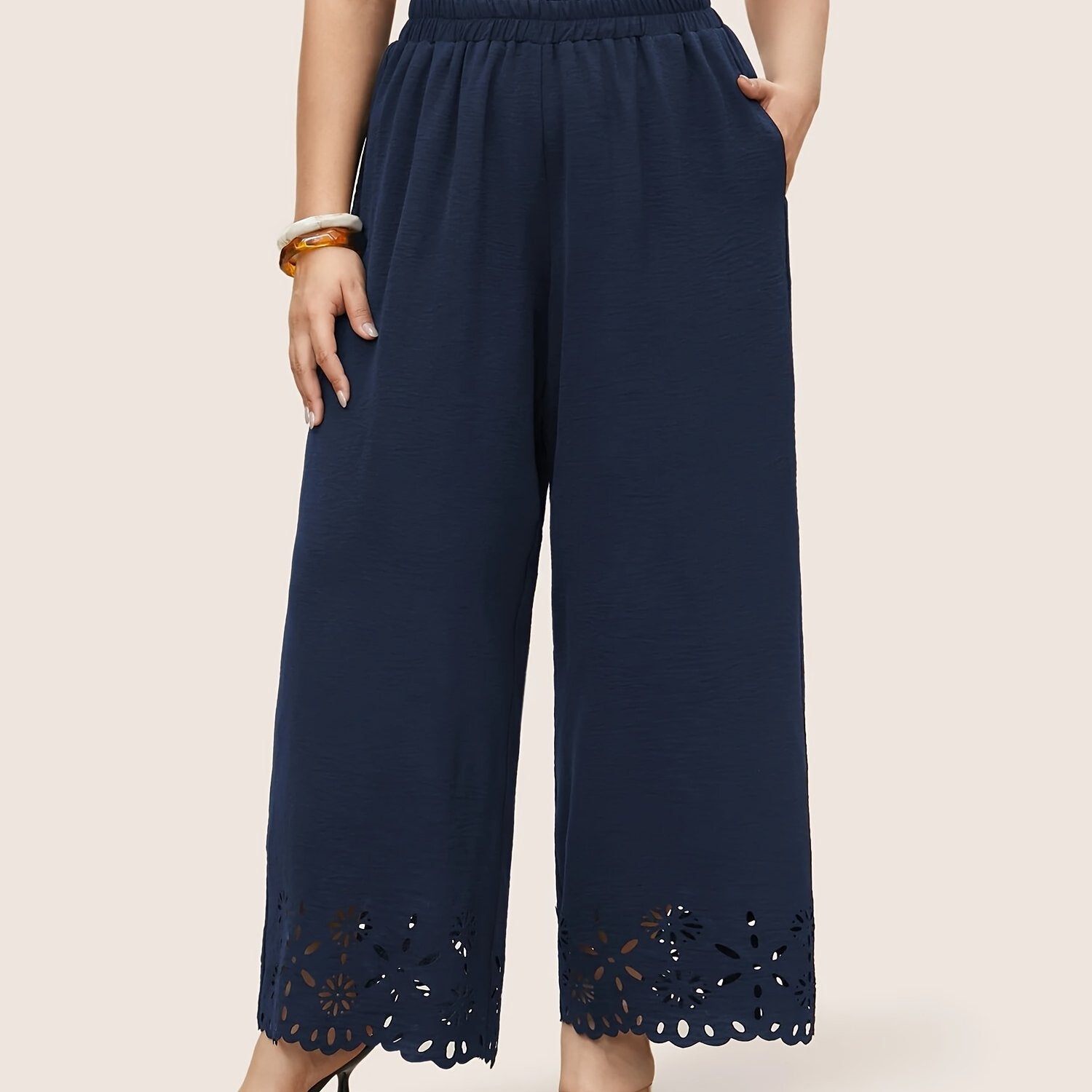 Plus Size Women's Wide Leg Pants Elastic Waist Stretchy Fabric Pockets Black