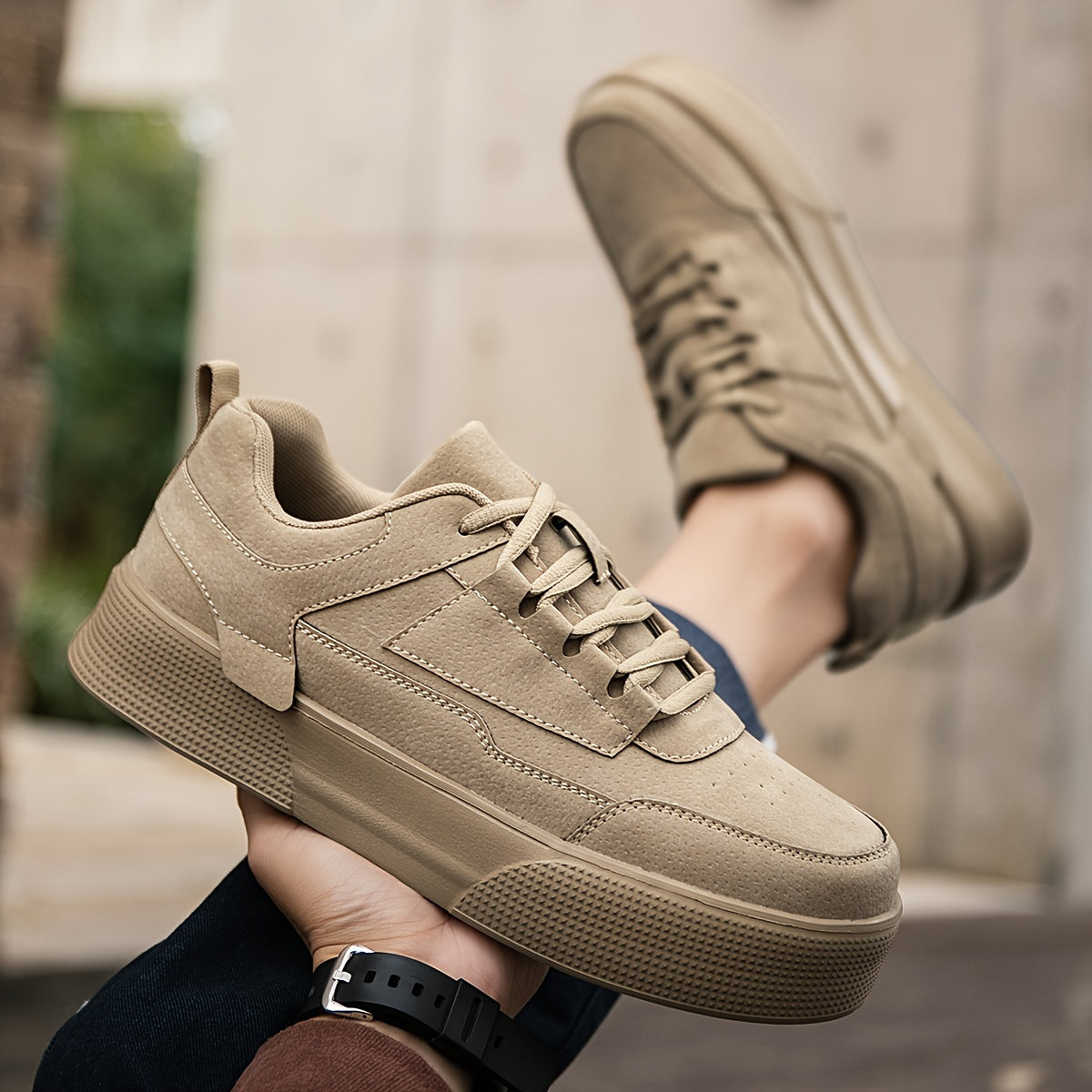 Men's Low-Top Breathable Sneakers for Running Hiking Outdoor Casual Street Style