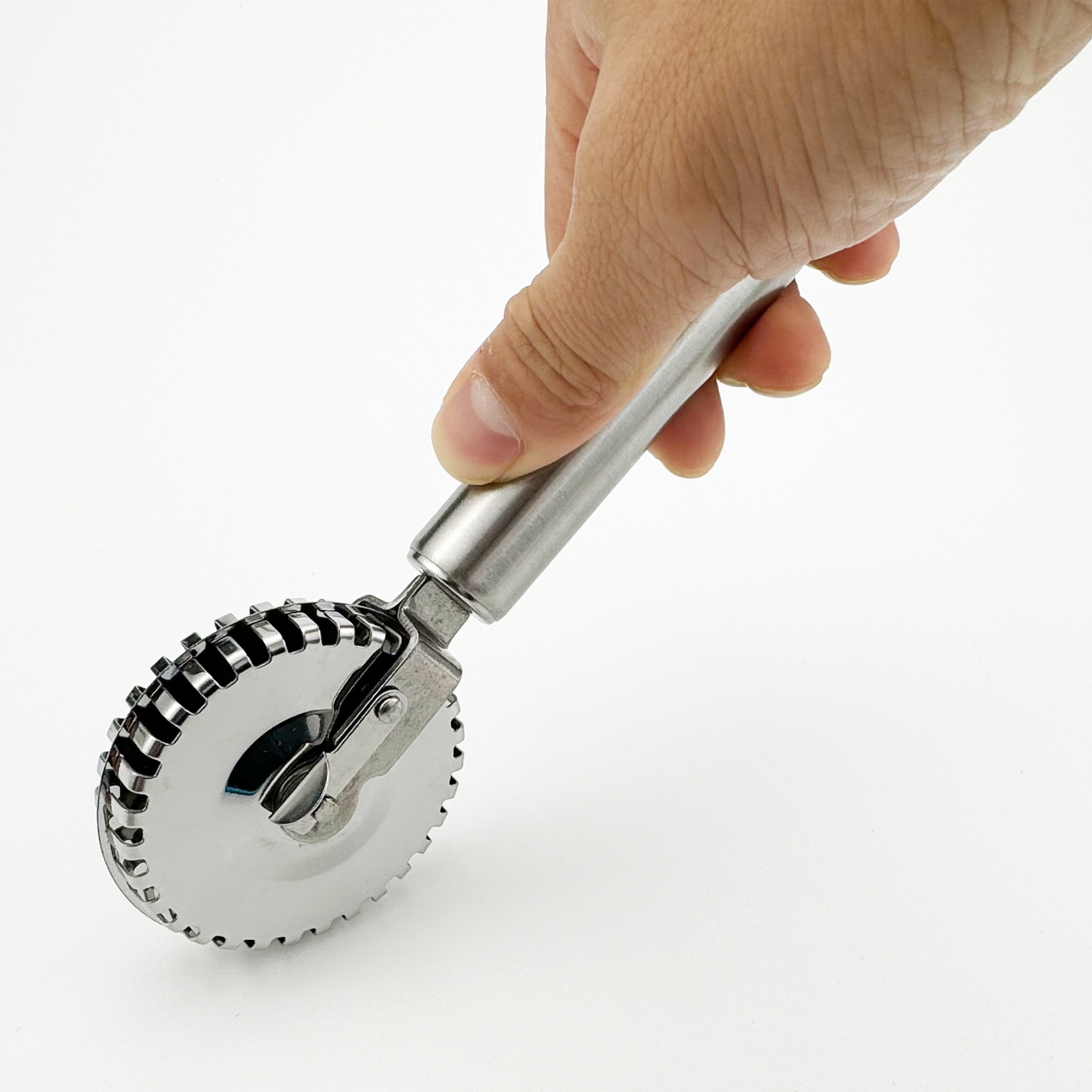 Multi-Functional Stainless Steel Pastry Roller Cutter for Pies Cookies Ravioli