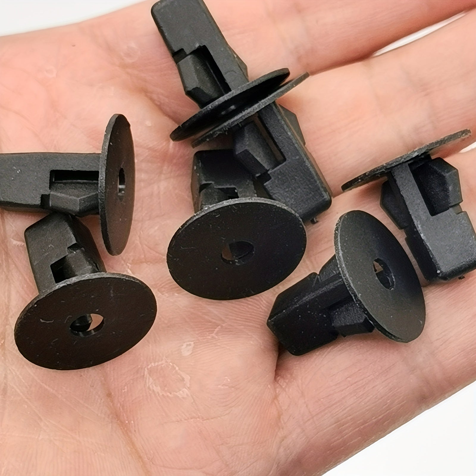 Kit de sujetadores con 50 piezas, remaches de goma para orificios de 8 mm en el revestimiento de parachoques en color negro para vehículos