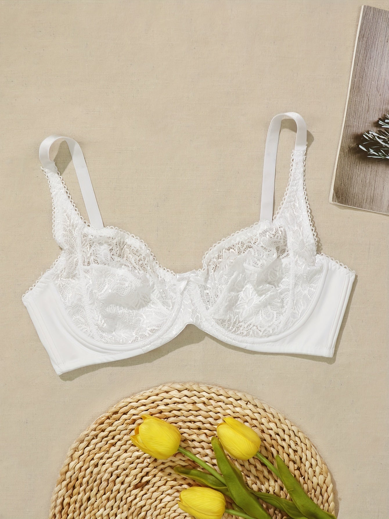 Plus-Size White Lace Bra for Women Underwire Floral Cut-Out Support