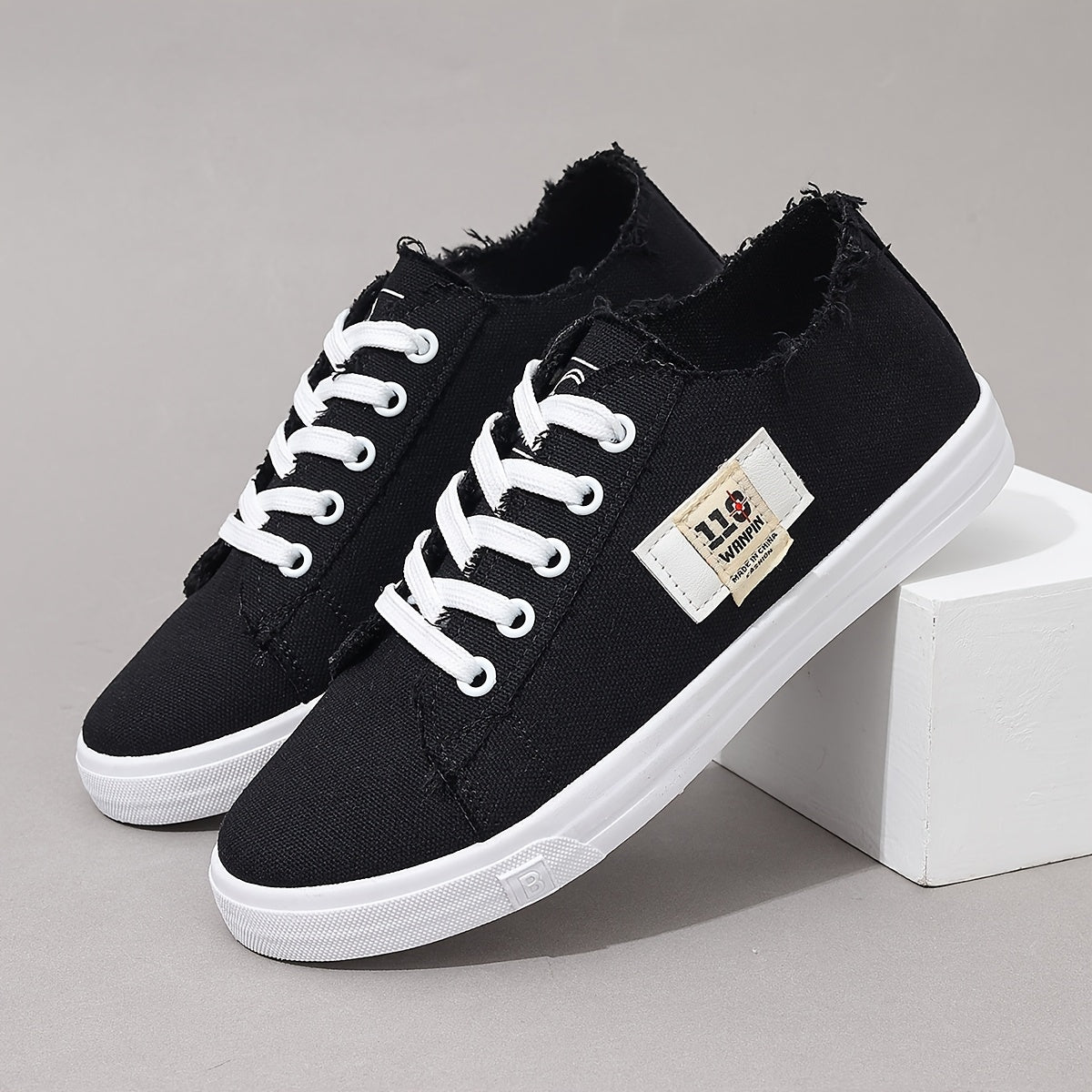 Women's Breathable Fabric Sneakers, All-Season Casual Lace-Up Shoes