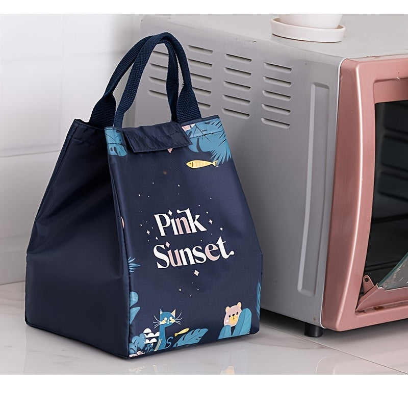 Оставайтесь на высоте с утепленной сумкой для обеда Cartoon! Изготовлена из алюминия и оксфордской ткани, непромокаемая и портативная. Идеально подходит для пикников и бенто-боксов. Легко стирать вручную.