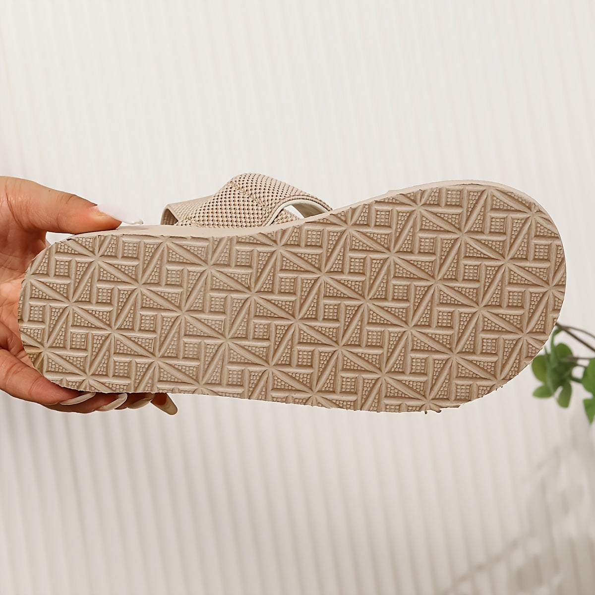 Women's Summer Mesh Slip-On Sandals Open Toe Mid Heel Beach Shoes