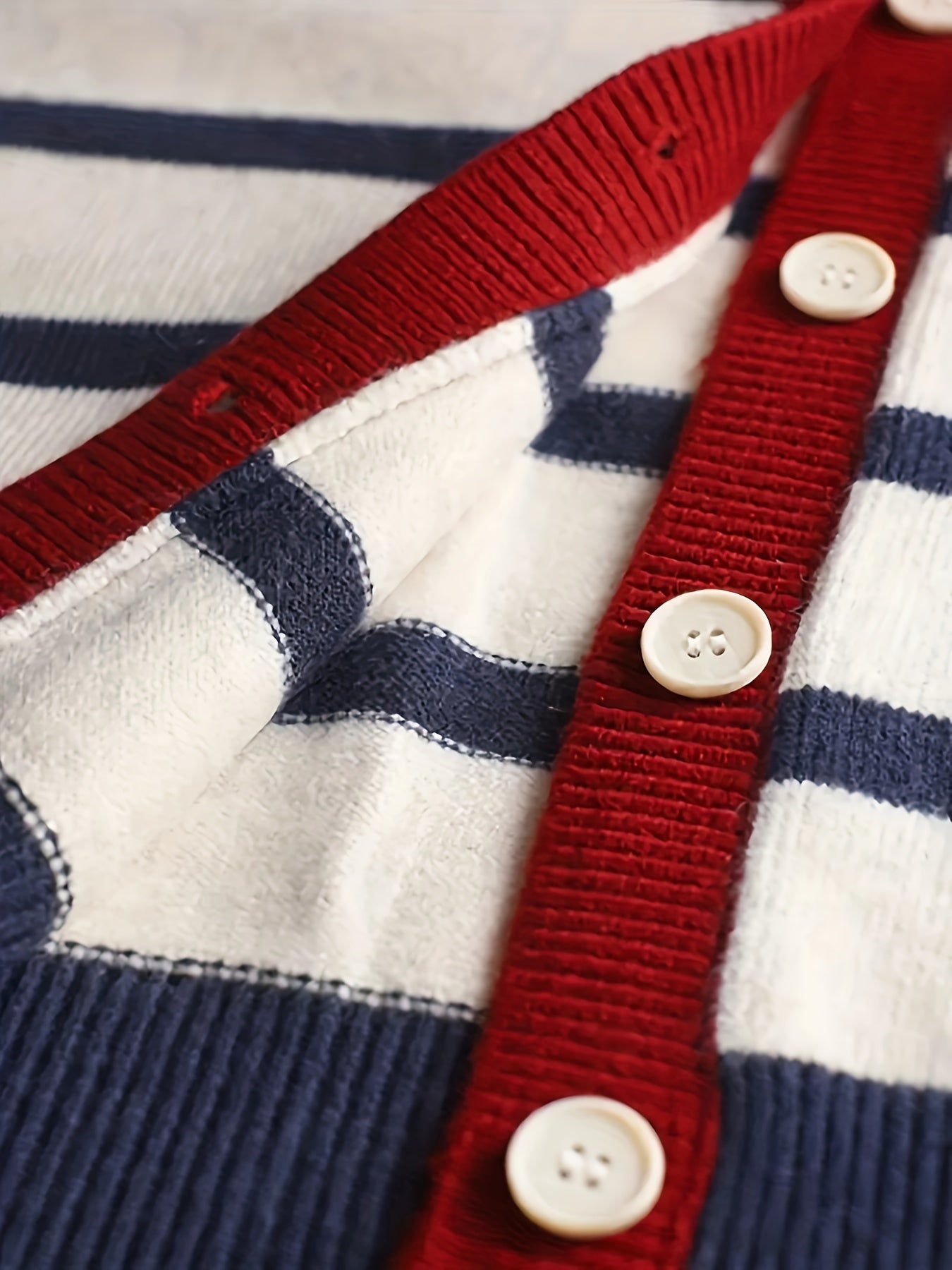 Women's Striped Heart Pattern Cardigan Casual Long Sleeve Round Neck Autumn Winter