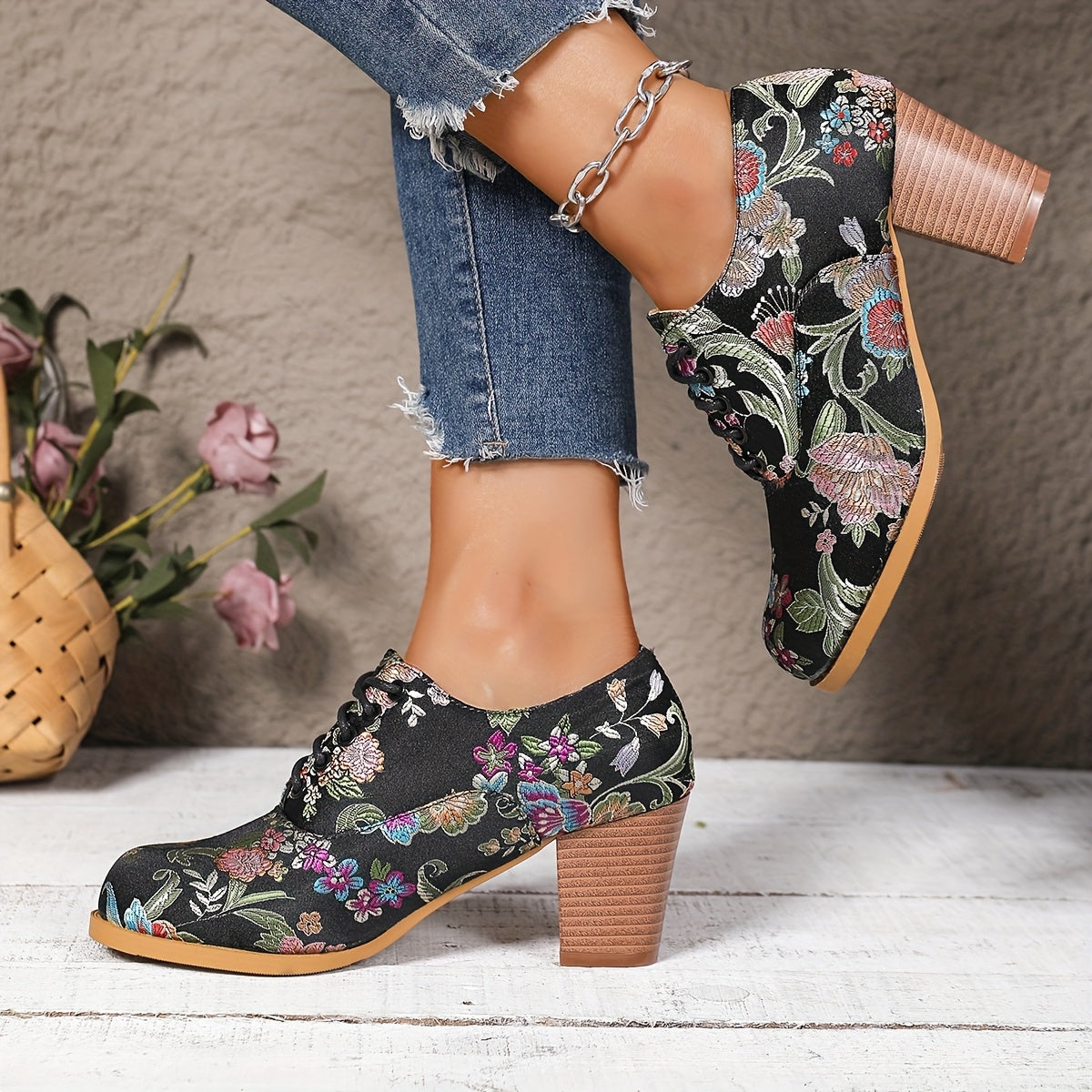 Ladies Ethnic Floral Embroidered Lace-Up Dance Shoes High Heels