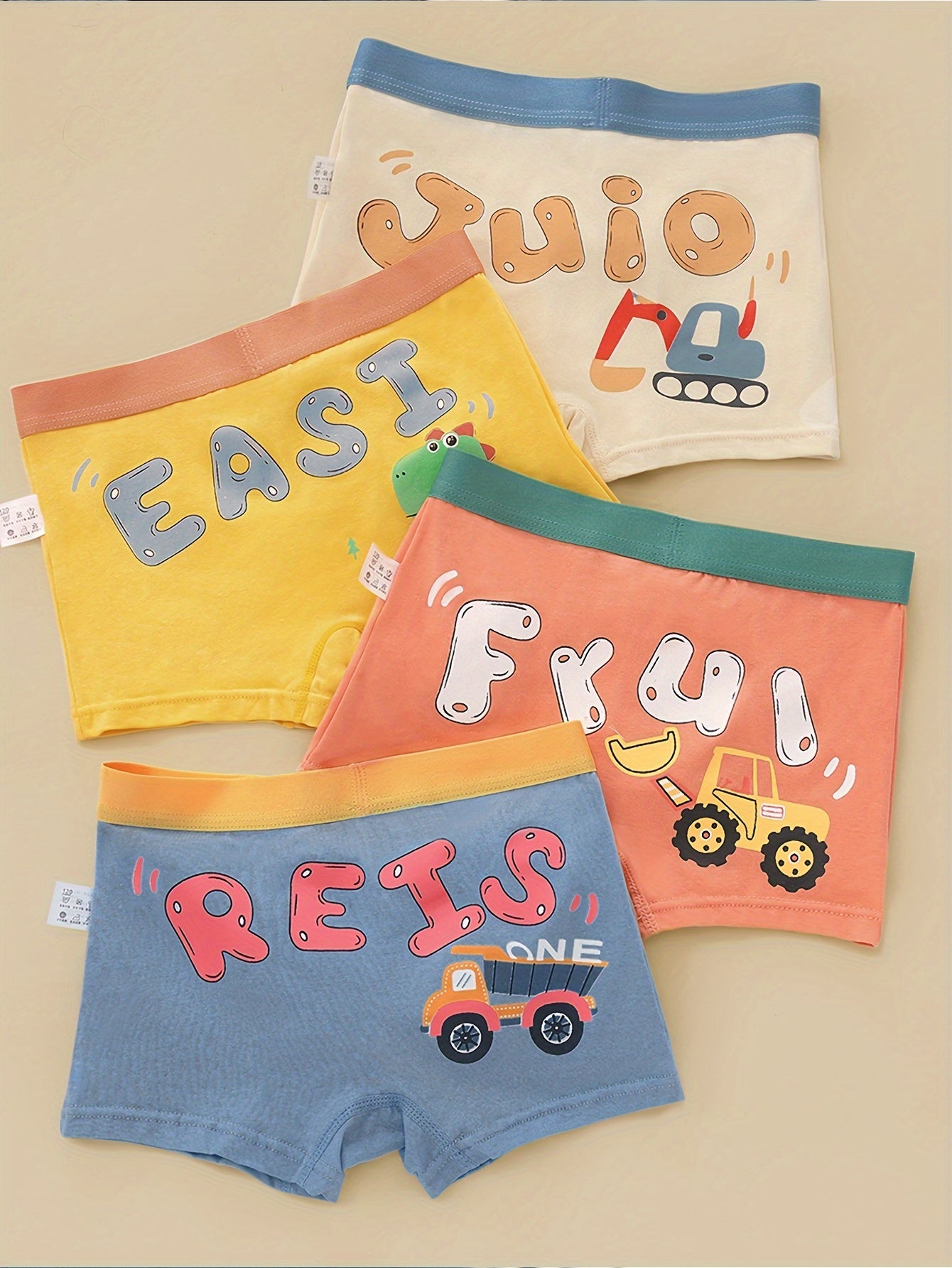 4 ta erkaklar uchun tekis kesimli ichki kiyim to'plami