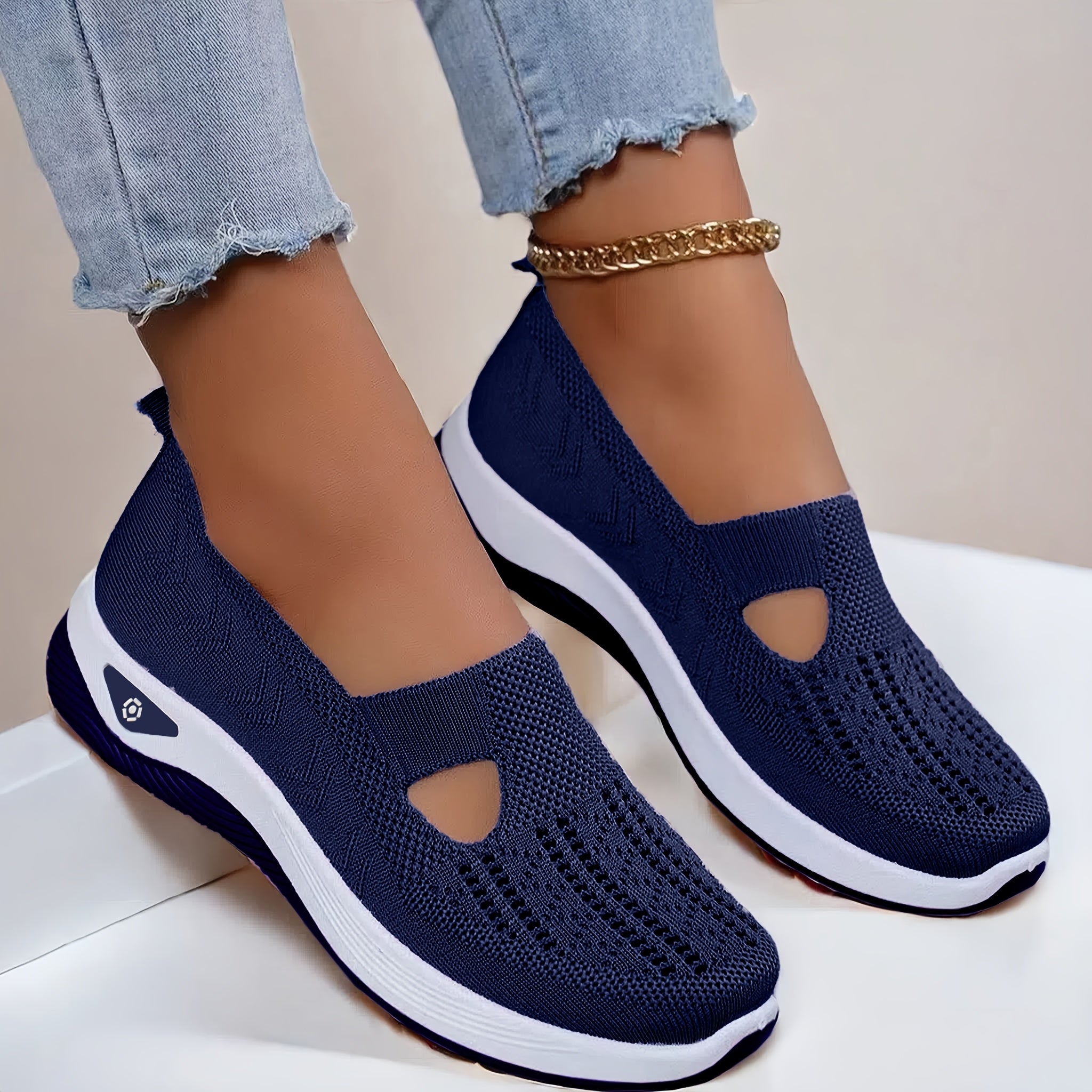 Women's Breathable Fabric Sneakers with Cross-Border Lace-Up and Low Top Design