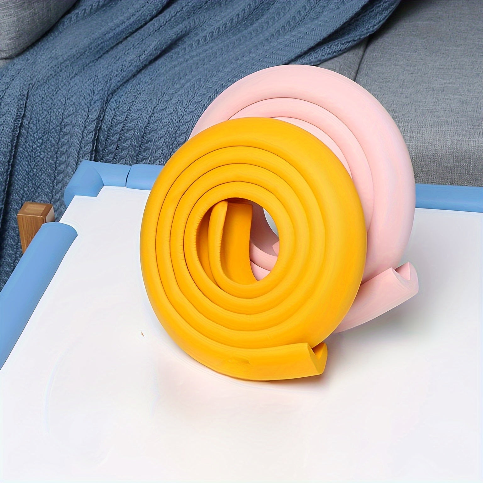 L-shakldagi zarba oldini olish himoyasining o'lchovlari va qalinligini, burchak himoya lentasini va stol qirrasining zarba oldini olish lentasini oshiring.