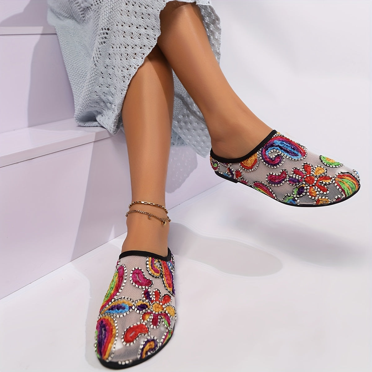 Women's Ethnic Style Braided Flat Sandals Lightweight Non-slip Beach Shoes