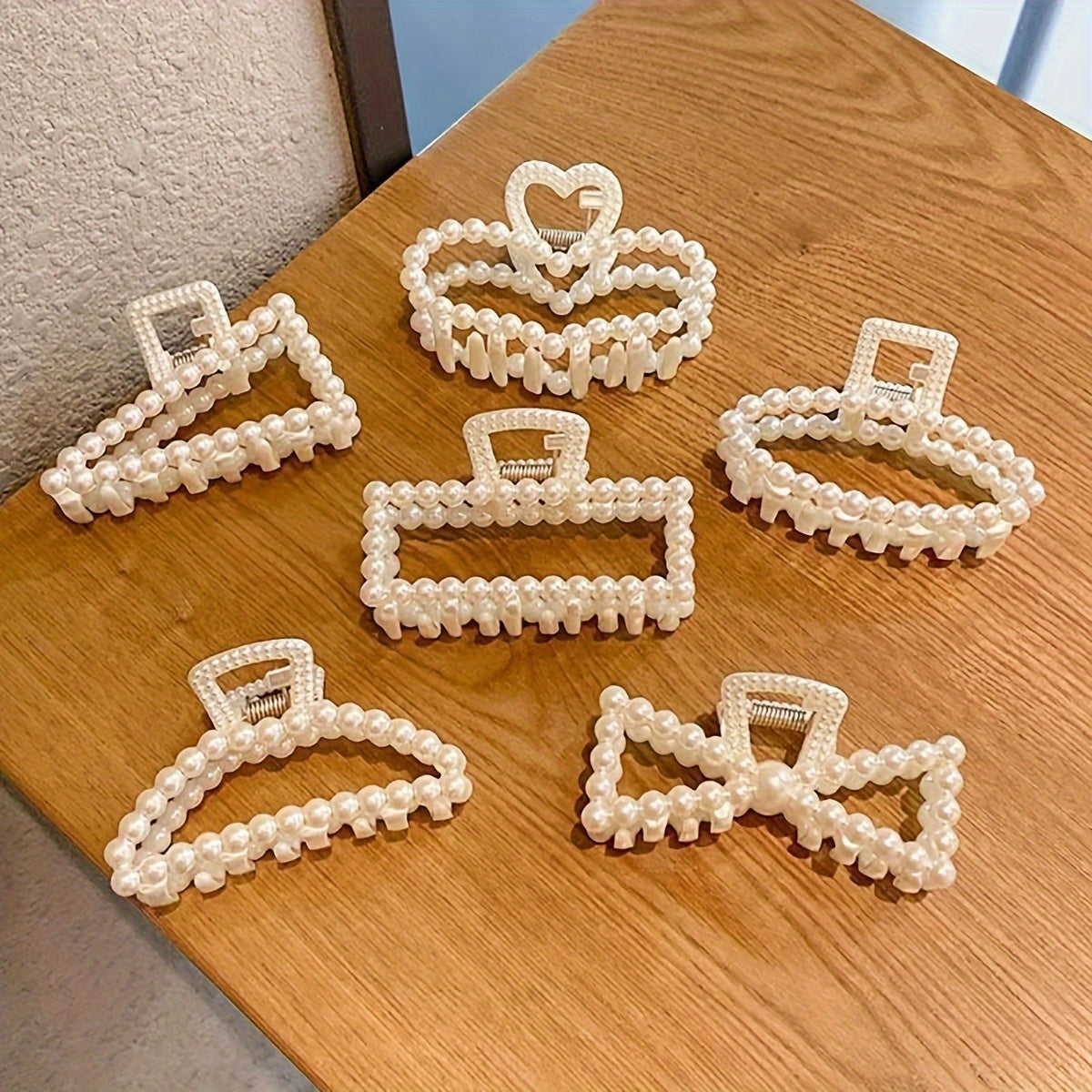 Set of 6 Women's Pearl Hair Clips Summer Hair Accessories Minimalist Plastic Small