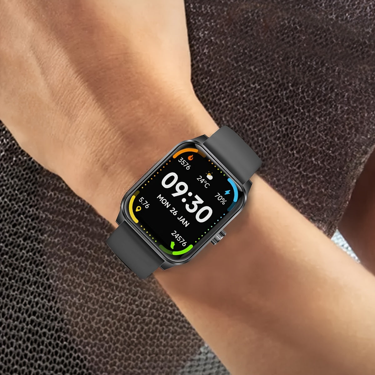 3D Dinamik Sportli Taqvim bilan aqlli soat 1.85 dyuymli ekran suv o'tkazmaydigan IP68 fitness izlovchi