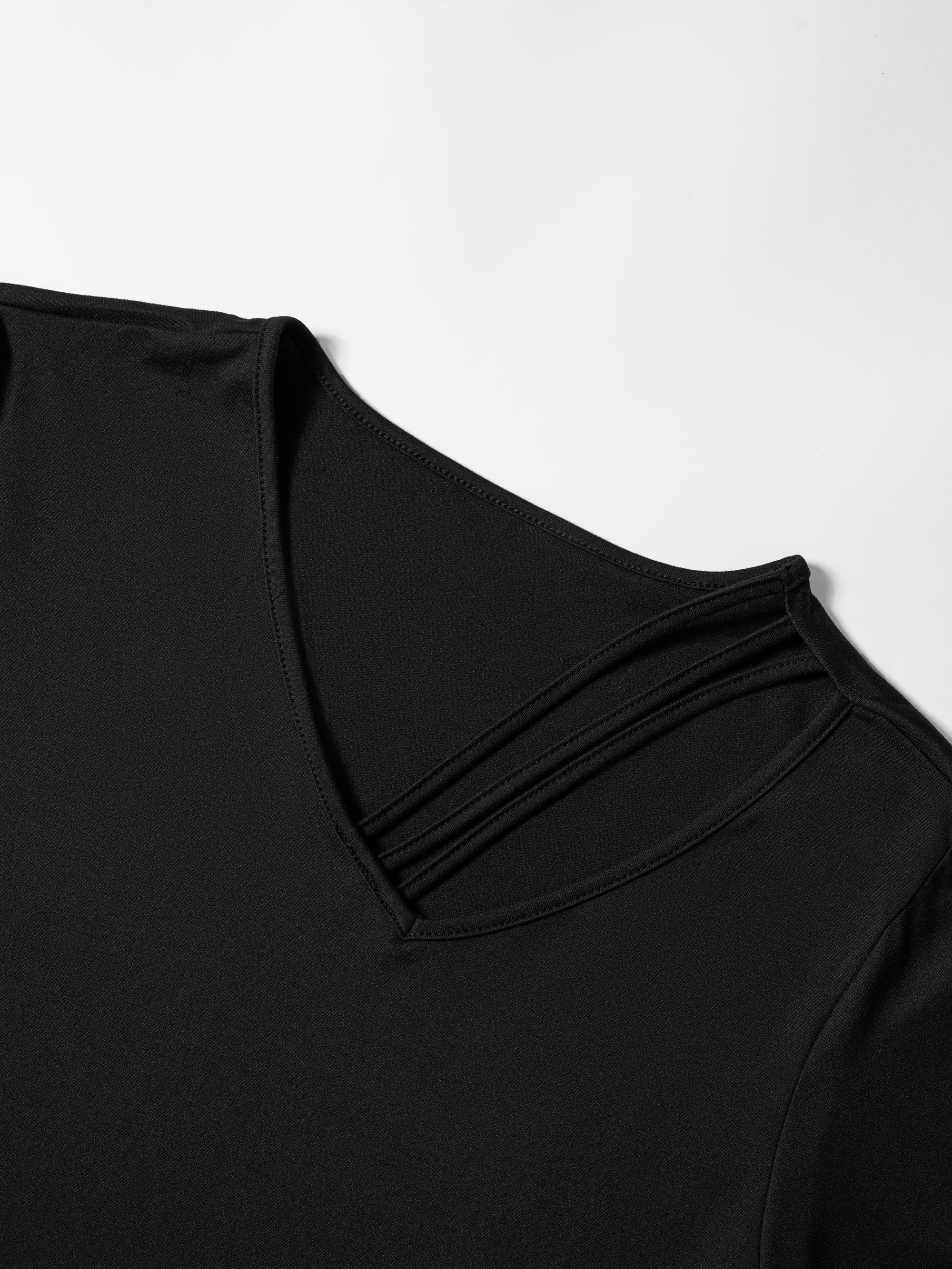 Plus Size Women's Cotton V-Neck T-Shirt Solid Color Casual Top