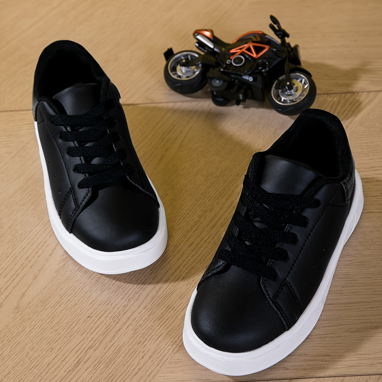 Boys All-Season Lace-Up Sneakers Breathable Non-Slip Casual Running Shoes