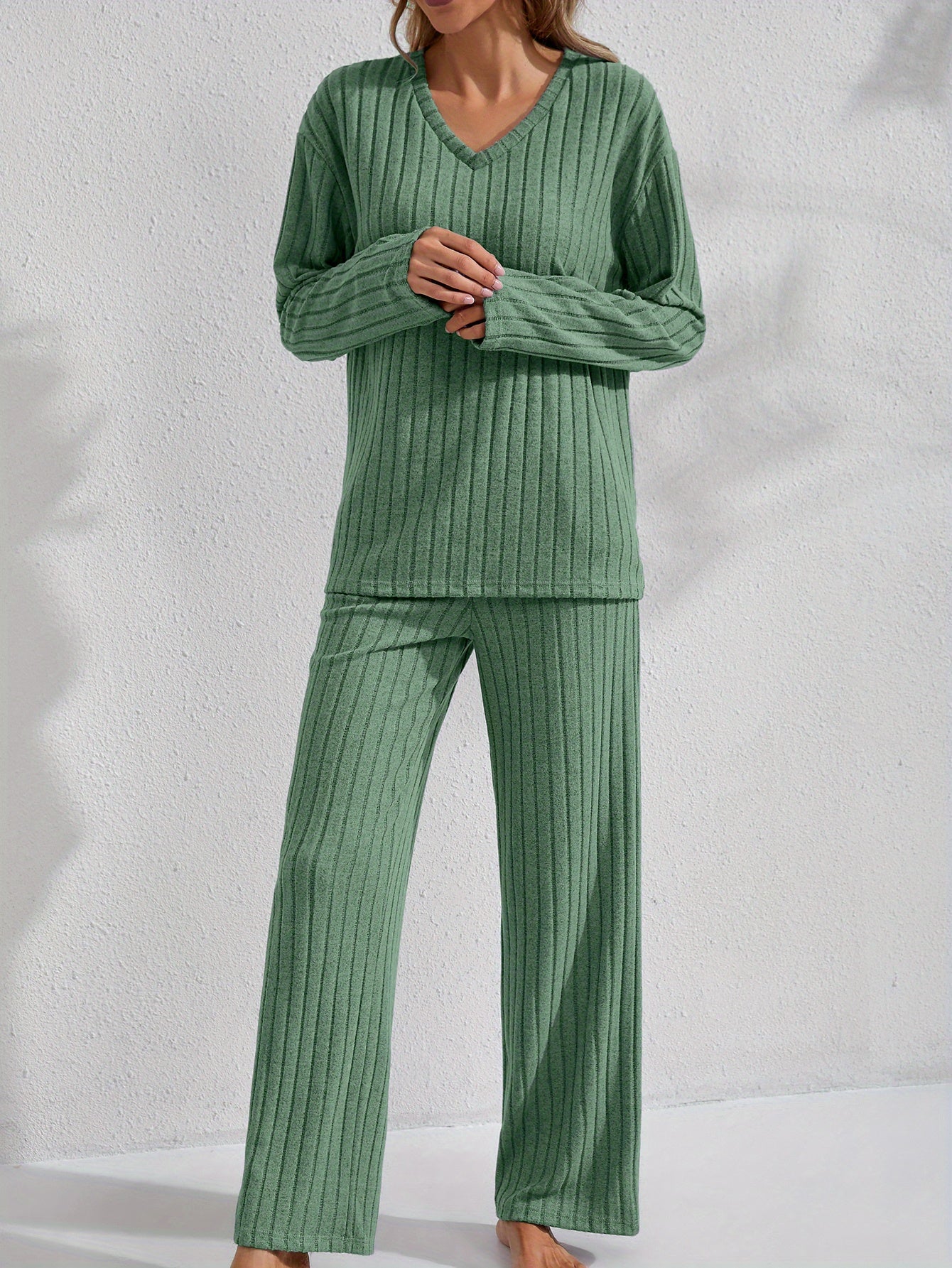 Ayollar uchun uzun qoʻlli pijama toʻplami, bir rangli, qulay qishki uyqu kiyimi