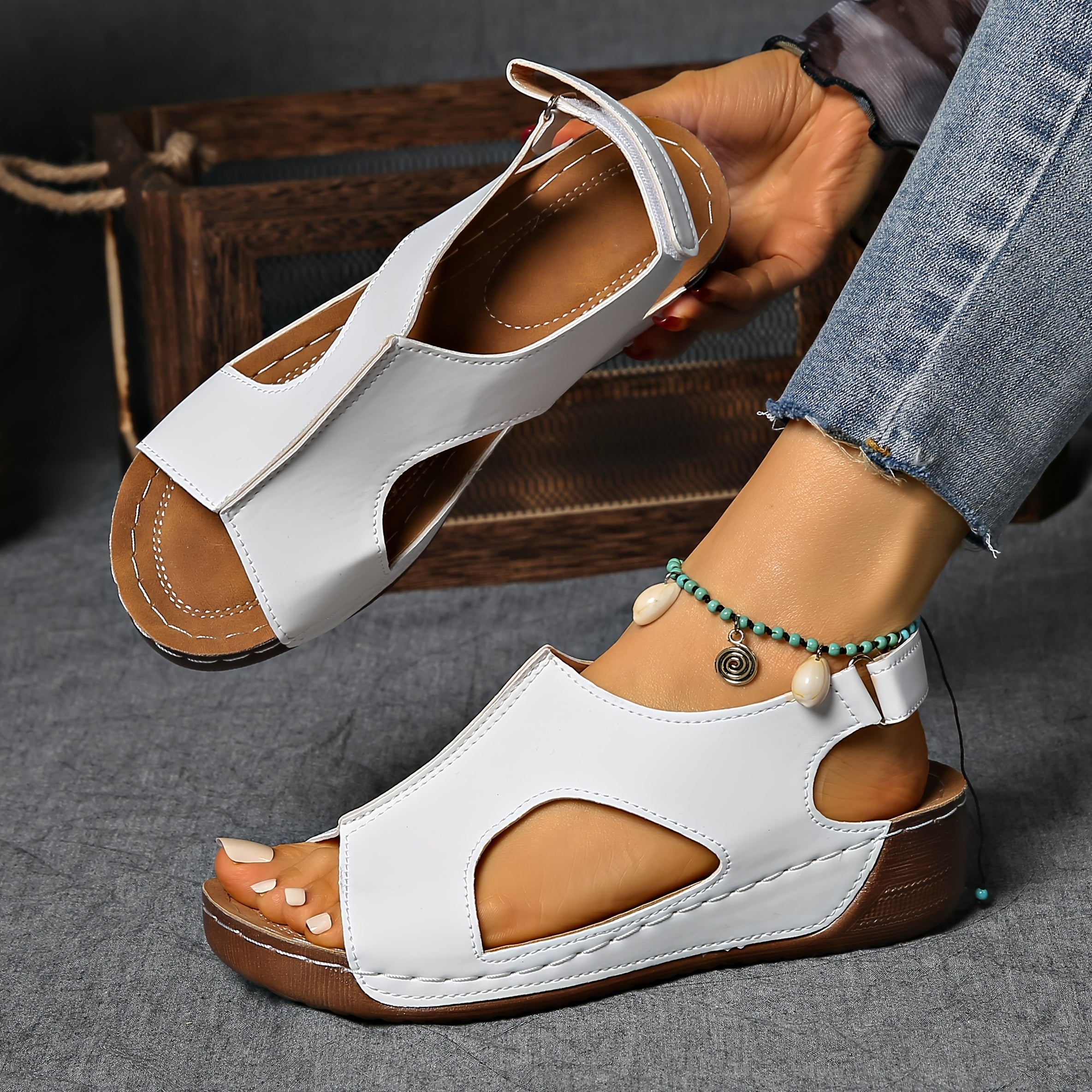 Peiresa Ayollar uchun Bir Rangli Wedge Sandallar, Bilak Strap bilan, Yoz uchun Qulay Kesilgan Dizayn, Bir Necha Ranglarda Mavjud