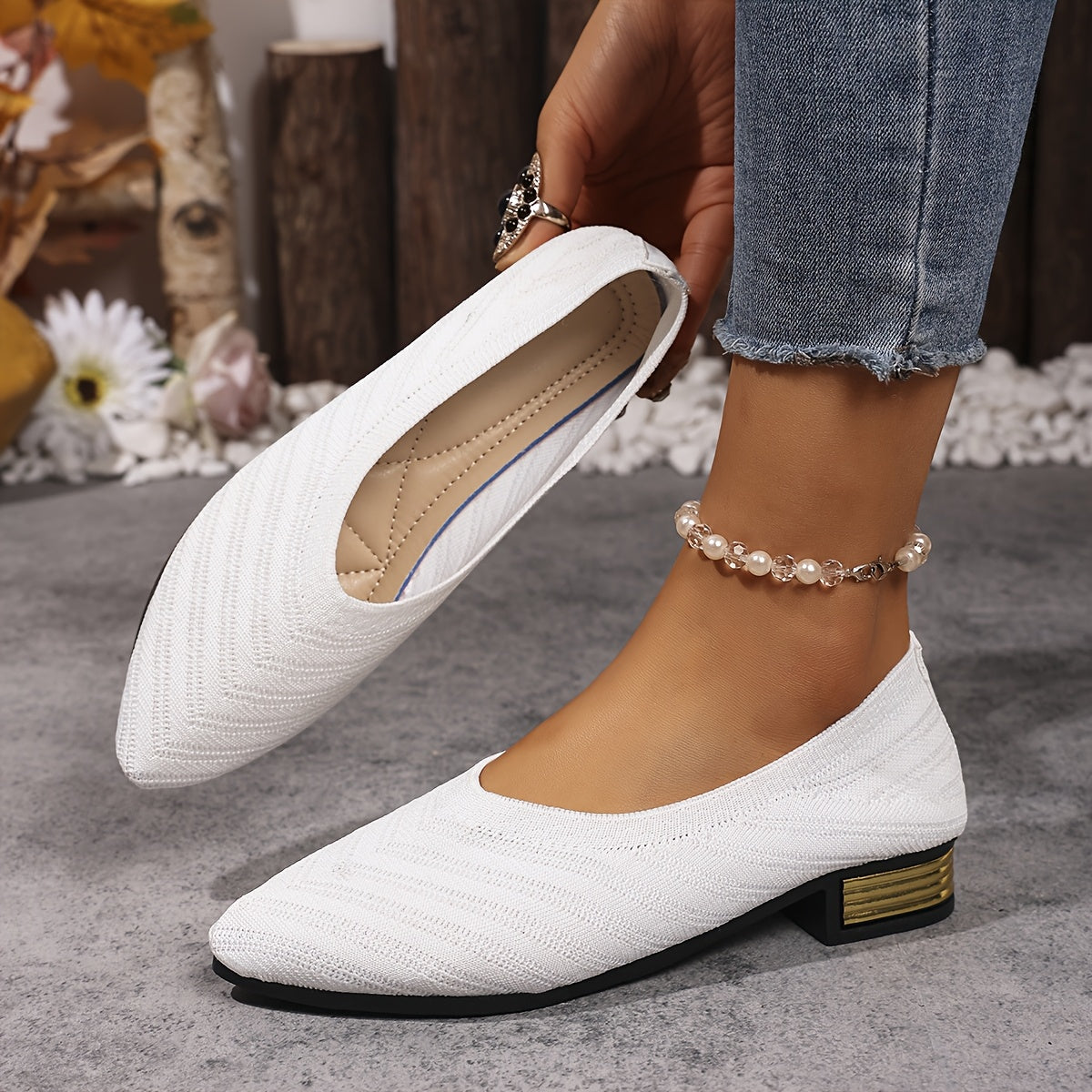 Women’s Embroidered Loafers Lightweight Breathable Fabric Shoes