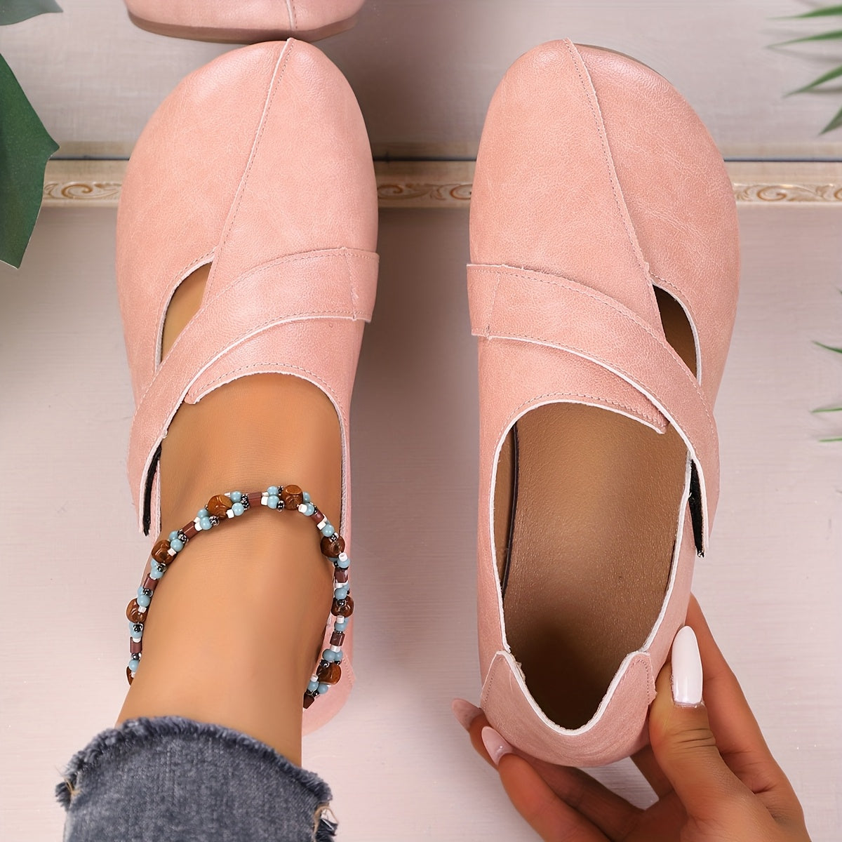 Women's Retro-Style Comfort Flats with Hook-and-Loop Fastener in Green