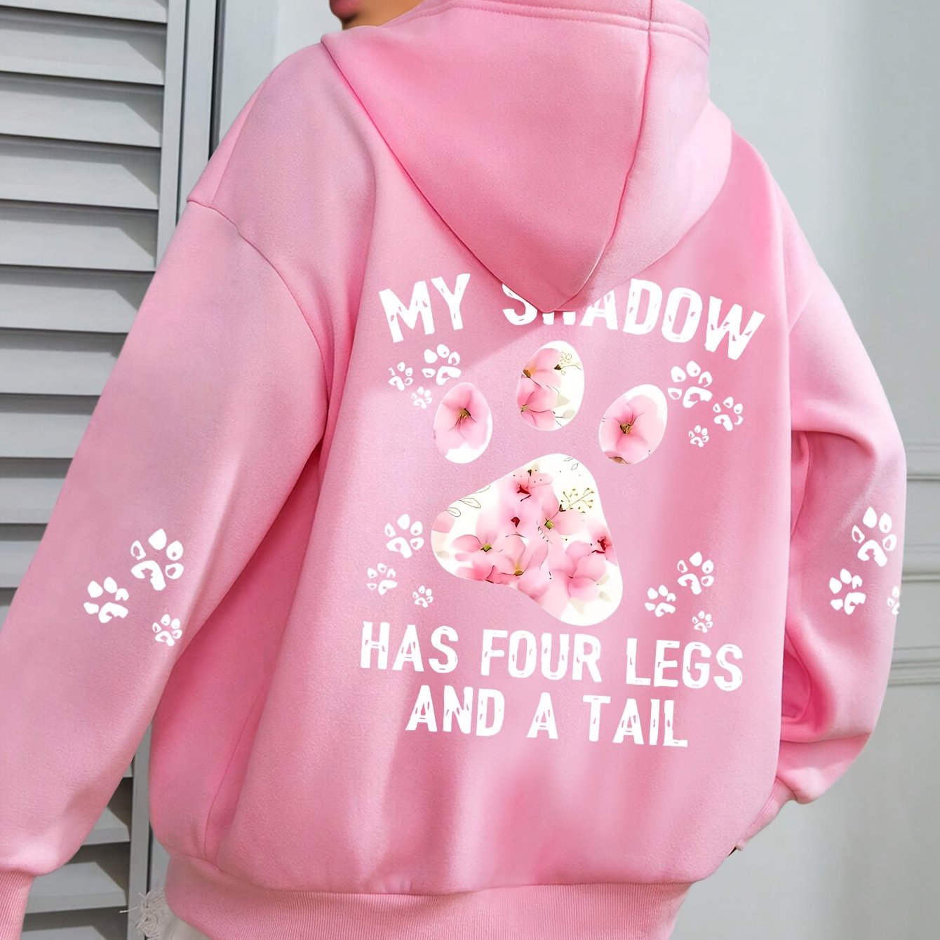 Plus Size Women's Casual Hoodie Graphic Pullover with Paw Print Design