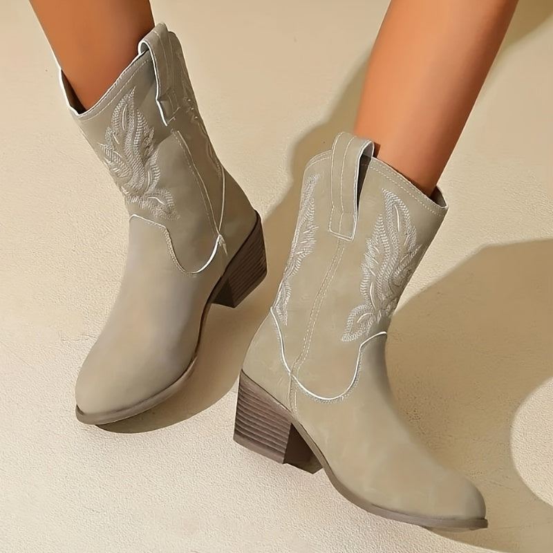 Женские сапоги-ковбои до середины икры с заостренным носком и массивным каблуком, кожаные, всесезонные