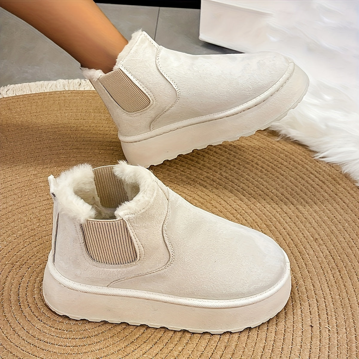 Women's Fleece Lined Fluffy Platform Winter Boots Non-slip Warm Shoes