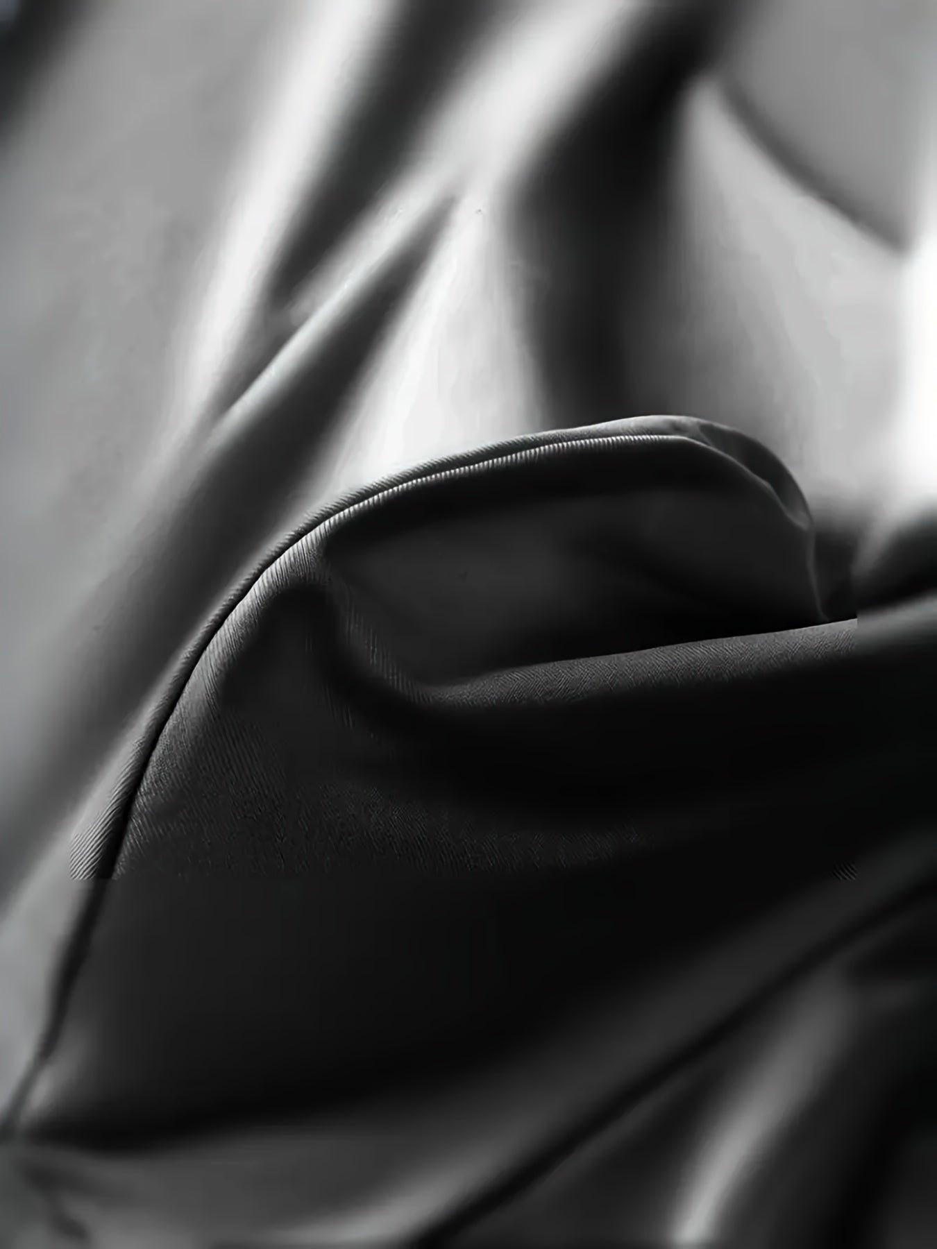 4 ta bir rangli erkaklar uchun boxer shortlari, silliq, cho'ziluvchan, qulay va havo o'tkazuvchi.