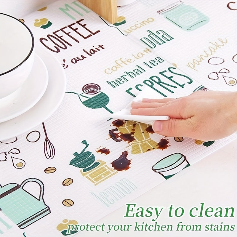 Kabinetlar, stol yuzalari va shkaflar uchun suv o'tkazmaydigan choyshab mato. Poyabzal shkaflari uchun maxsus qog'oz, namlikka chidamli va changga qarshi. Oshxona, muzlatgich va shkaf uchun sirpanmaydigan javon qoplami. Xonani bezash uchun uy jihozlari.