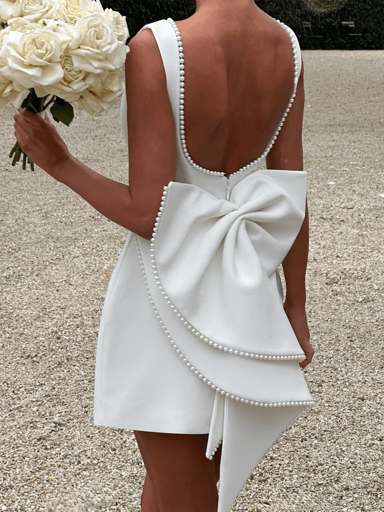 Plus Size Sleeveless Backless Evening Gown with Bow Faux Pearl Formal Dress