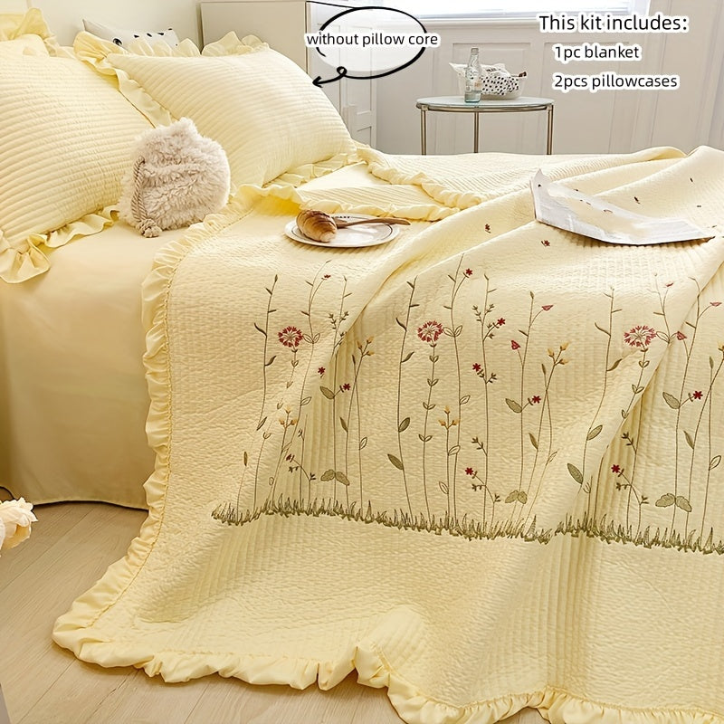 Комплект летнего одеяла из 3 предметов в корейском стиле с цветочной вышивкой включает одно легкое одеяло и две рюши подушки, изготовленные из полиэстеровой ткани, машинная стирка - стильное постельное белье для всех.