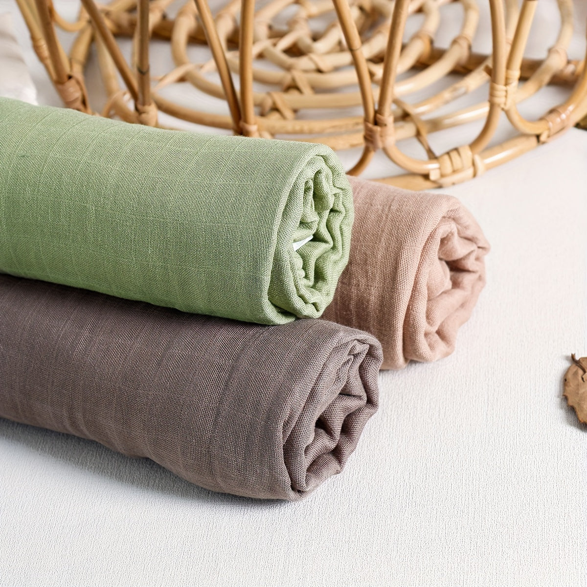 Универсальное полотенце для купания молодых людей однотонного цвета, идеально подходит для лета - ультрамягкое бамбуковое муслиновое одеяло, идеально подходящее в качестве покрытия для кормления на улице