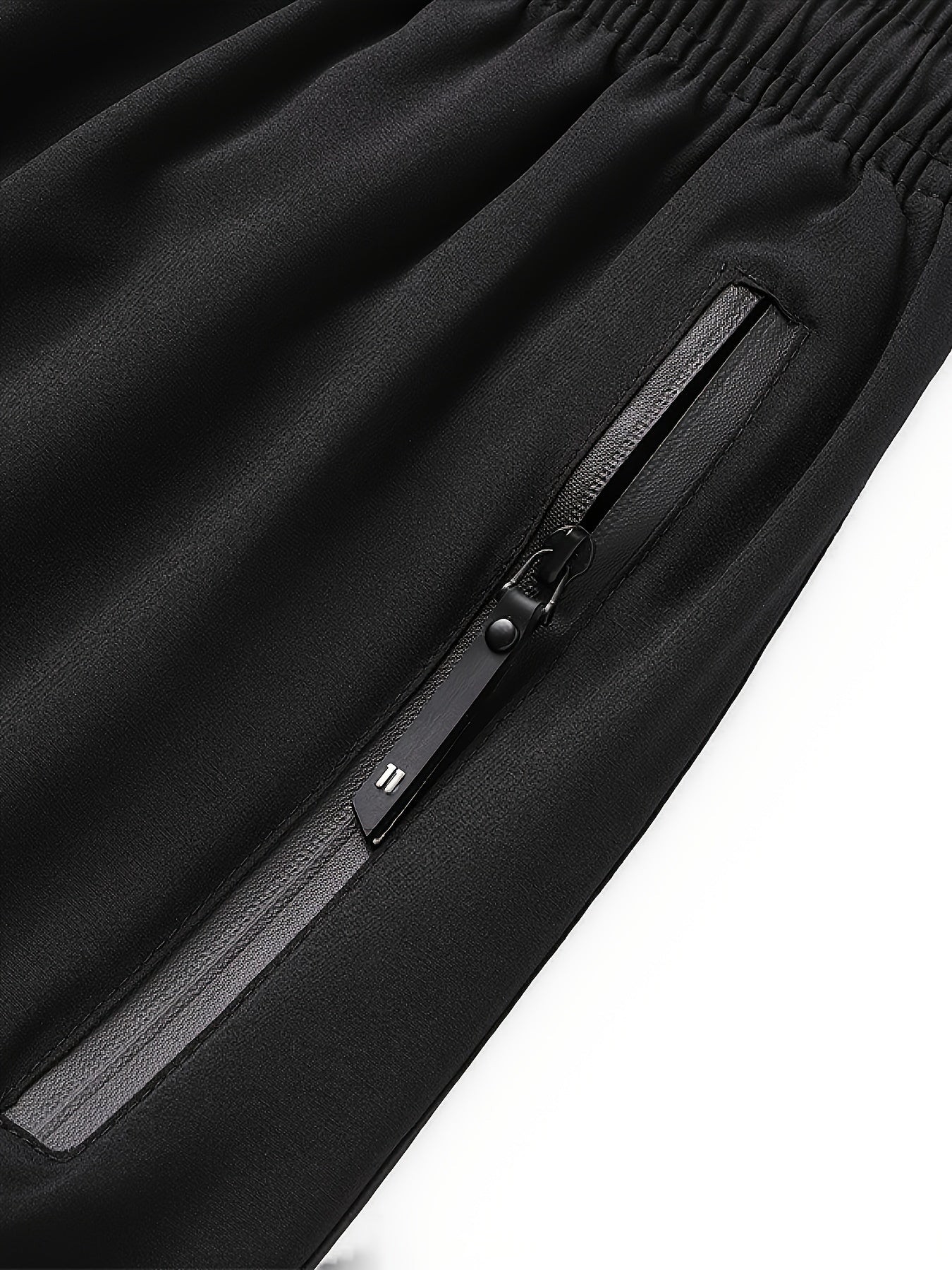 Men's Plus Size Casual Sports Shorts Quick Dry Breathable Stretch Zipper Pockets