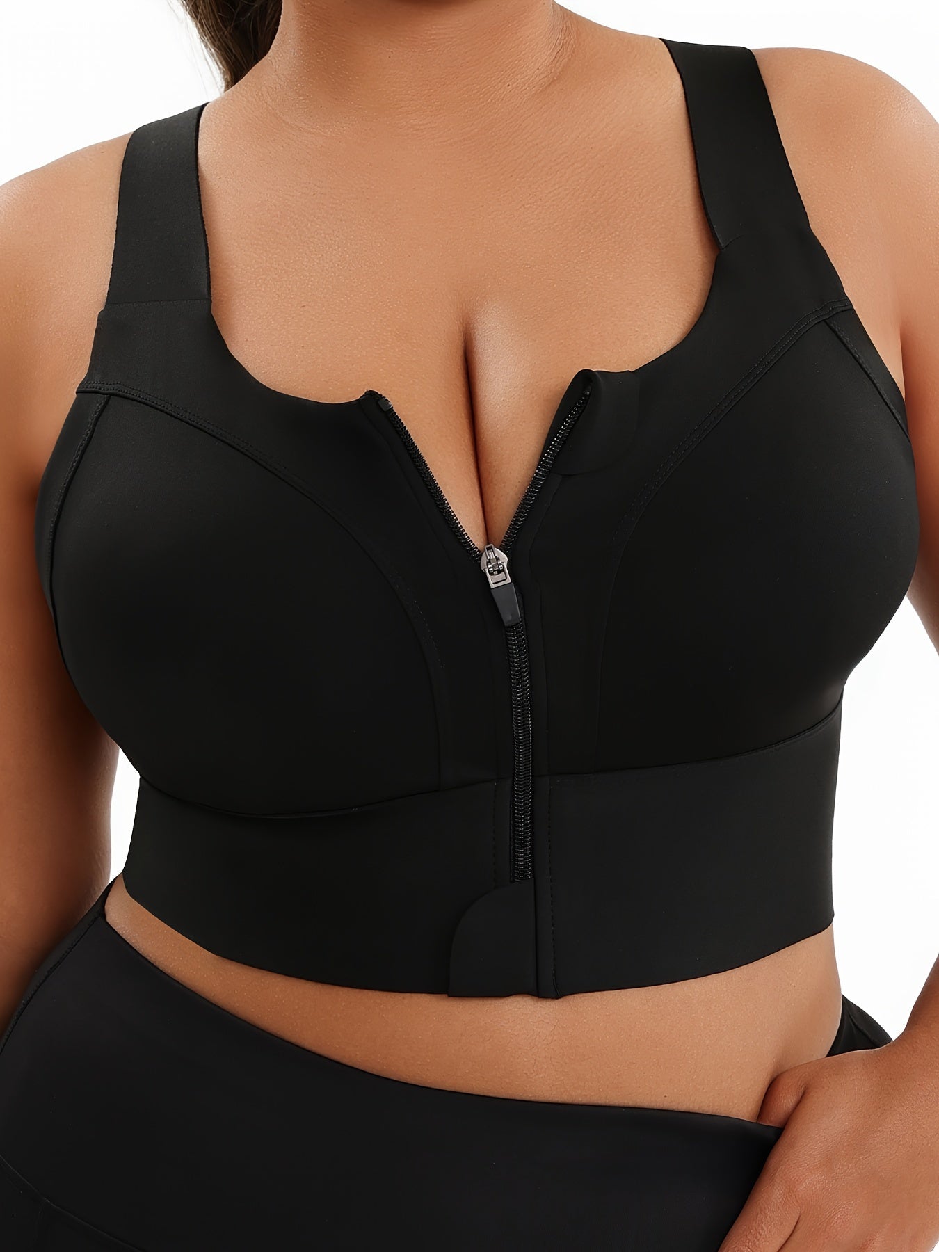 Women's Plus Size High Support Sports Bra with Zipper Black for Yoga Running