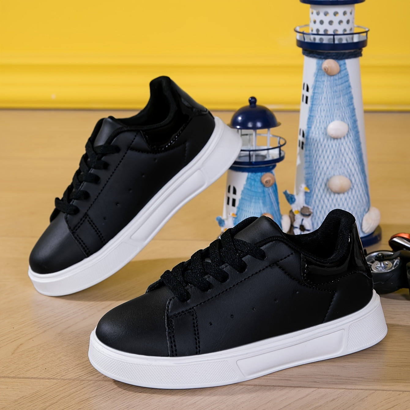 Boys All-Season Lace-Up Sneakers Breathable Non-Slip Casual Running Shoes