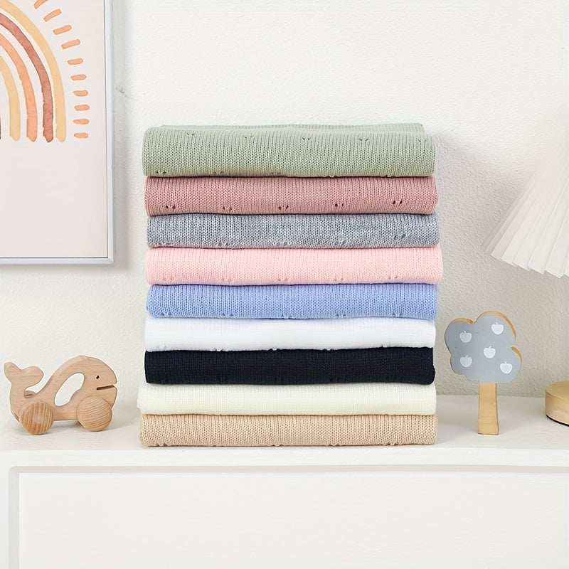 Unisex Breathable Knit Fabric Geometric Pattern Blanket for Home and Travel in White Grey Pink Blue