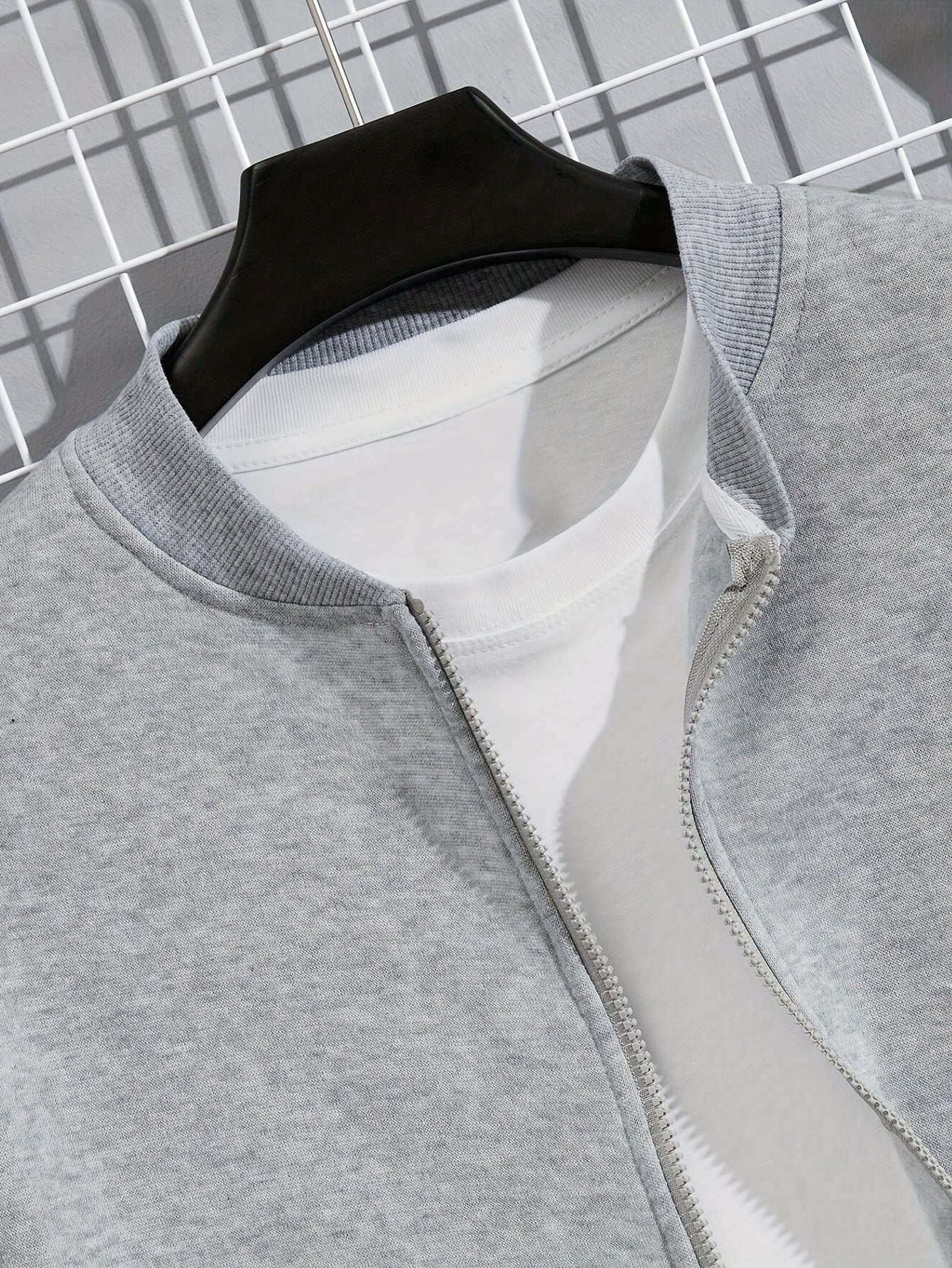 Men's Polyester Sweatsuit Set with Baseball Collar Long Sleeve Solid Color Fall Winter