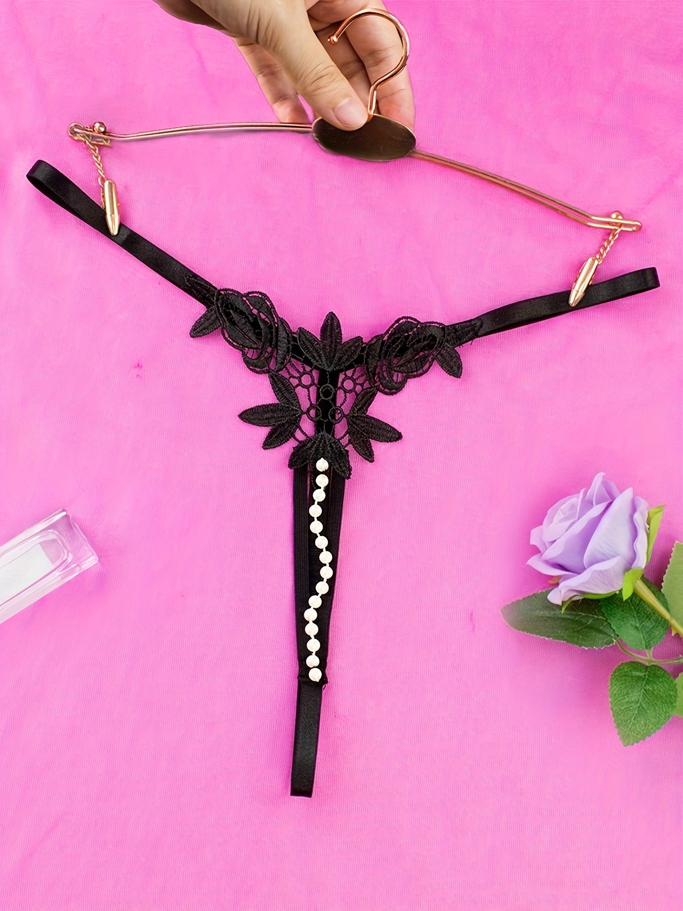 Women's Floral Imitation Pearl Crotch Thongs Low-Rise Lingerie