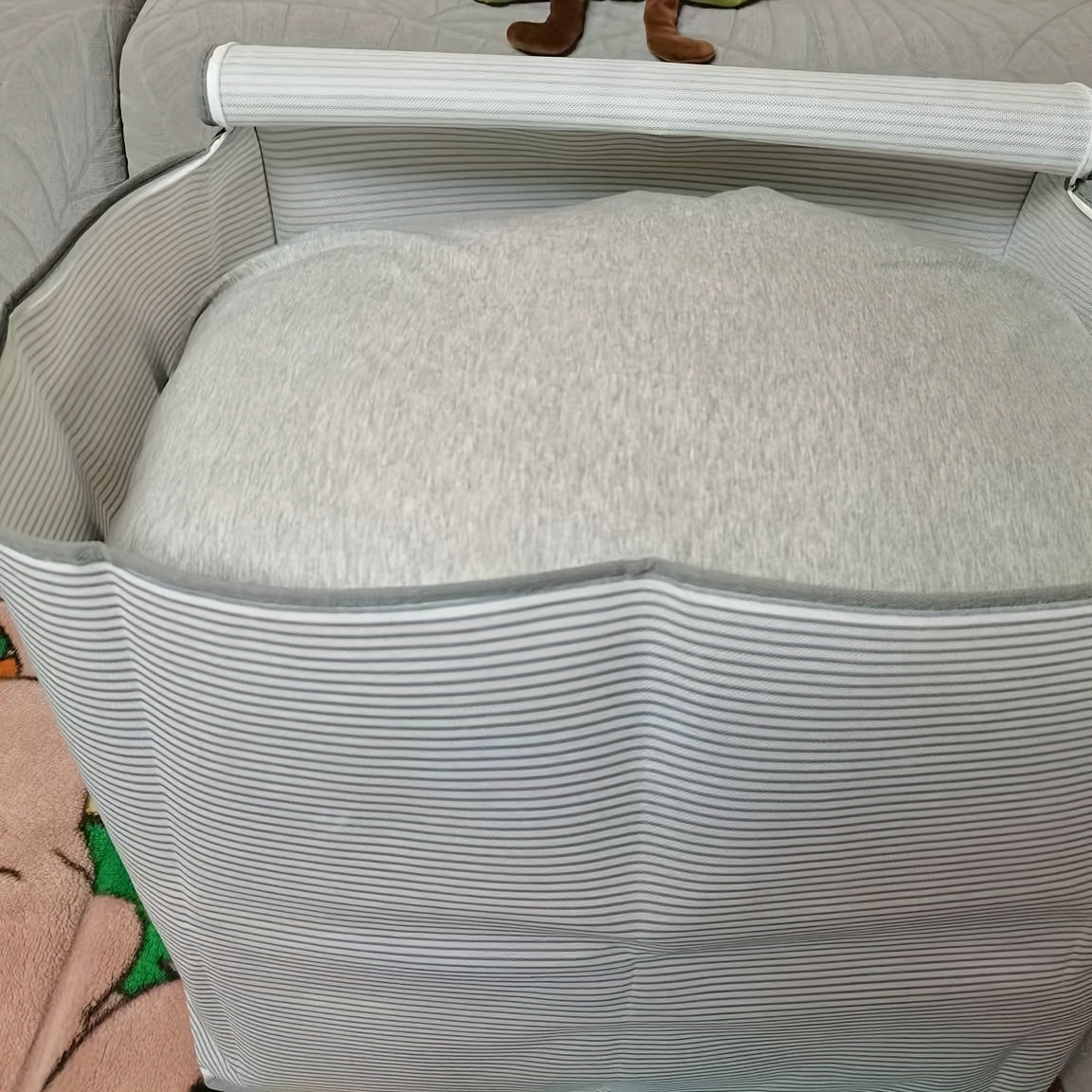 Foldable Storage Bag for Bedding and Clothing Under-Bed Organizer Large Capacity