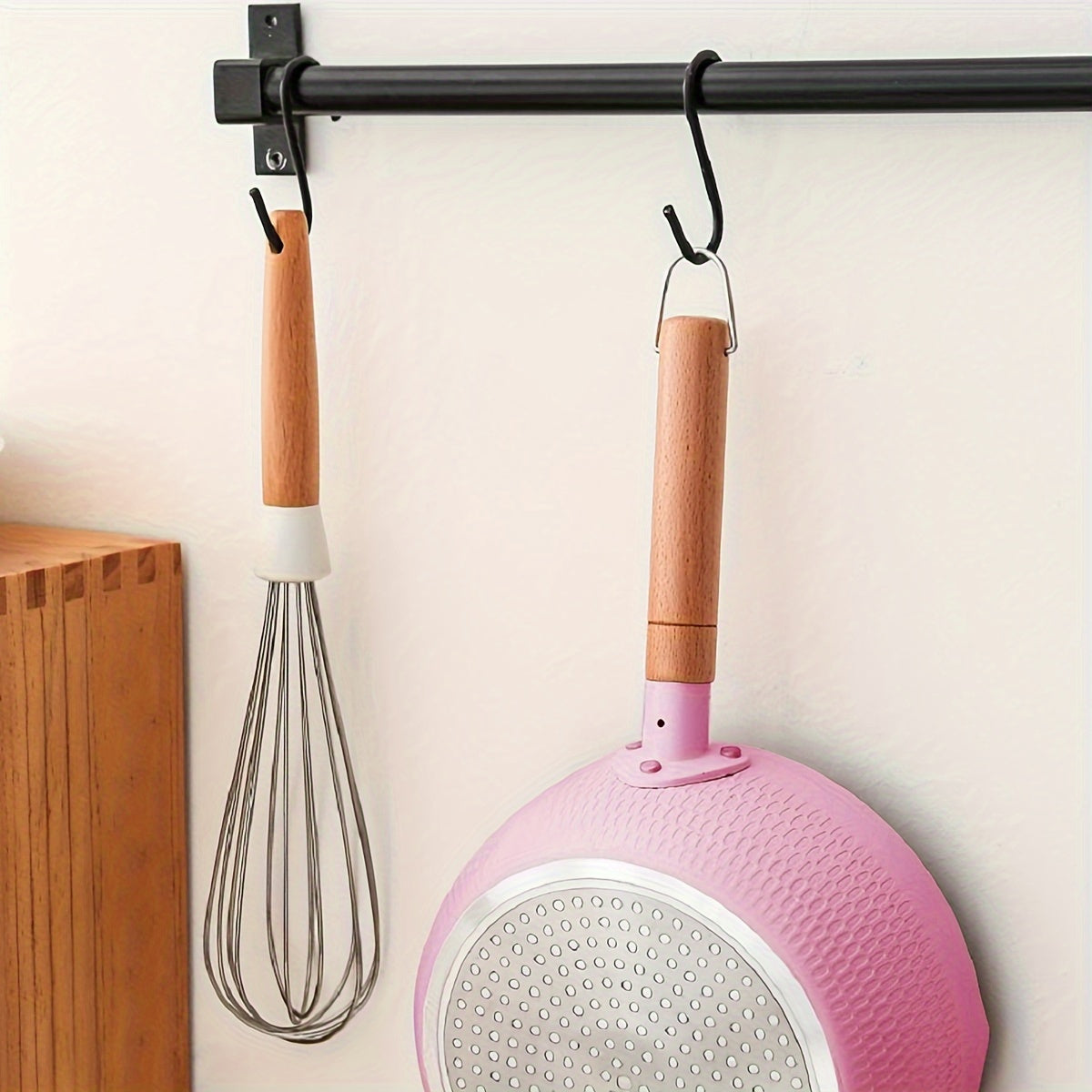 Eng ko'p sotiladigan 1 dona pushti yopishqoq alyuminiy qozon, yaponcha ilhomlangan qorli tekis pastki sho'rva qozoni, induktsion pechka bilan mos, makaron pishirish va sutni qizdirish uchun mukammal - ixcham va rang-barang oziq-ovqat yordamchi qozoni